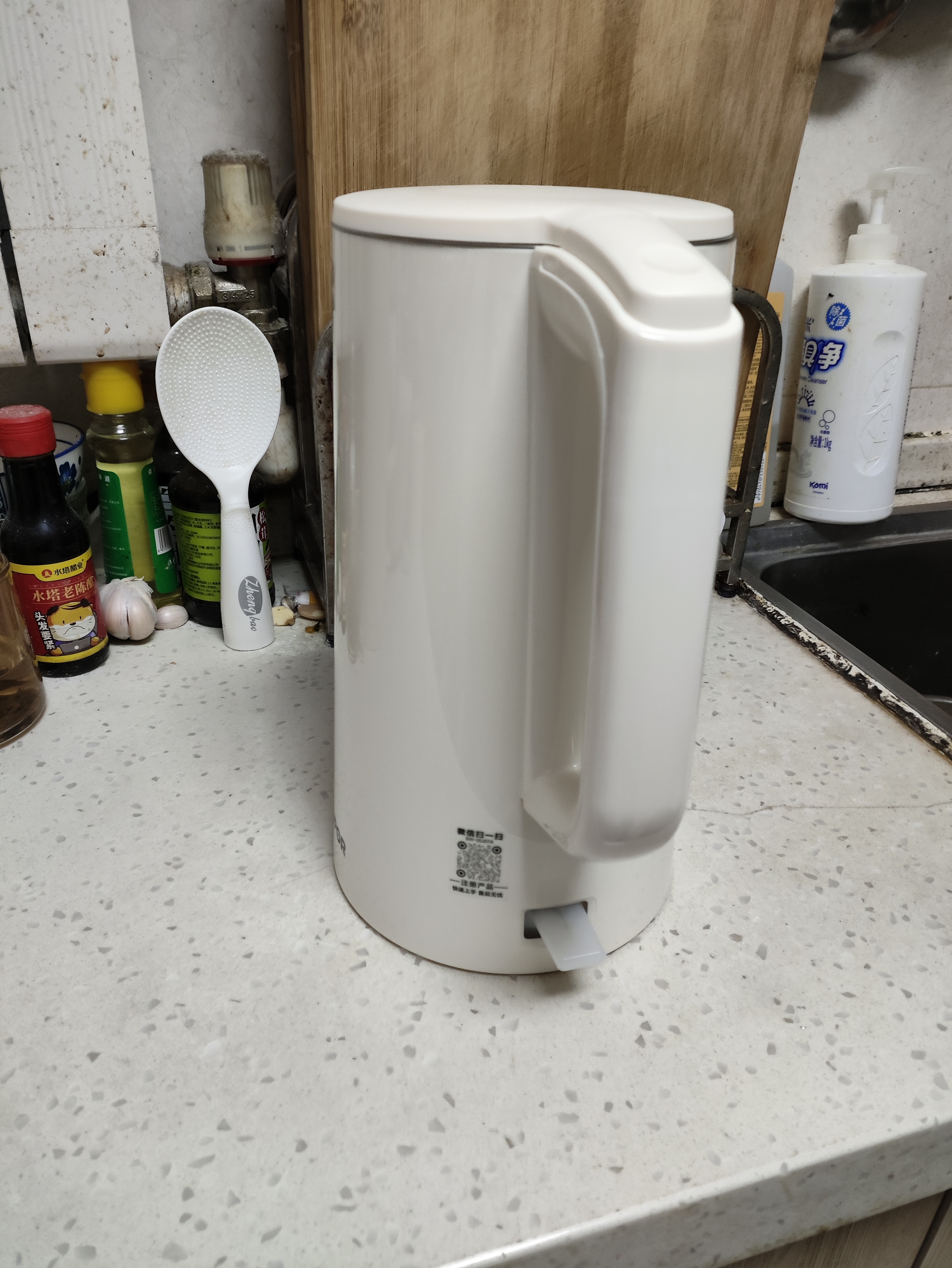 苏泊尔（SUPOR）电水壶烧水壶 2L大容量家用开水壶 316L不锈钢电热水壶 1800W速热煮水壶 SW-20J07A 实拍图
