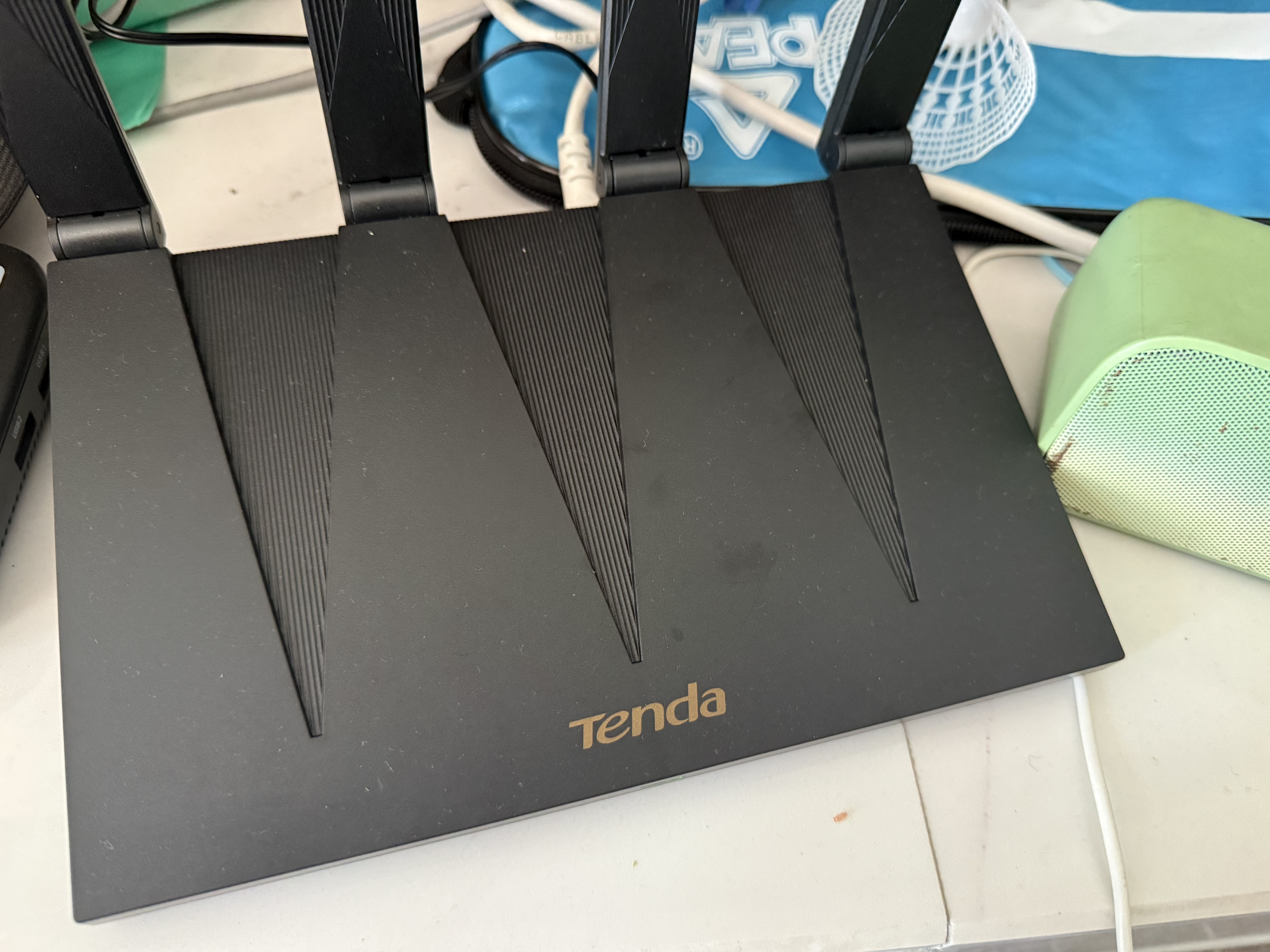 Tenda腾达路由器WiFi6+【泰山AX3000 Ultra】千兆穿墙王信号放大器增强无线家用甄选高配芯片AX12 Pro 实拍图