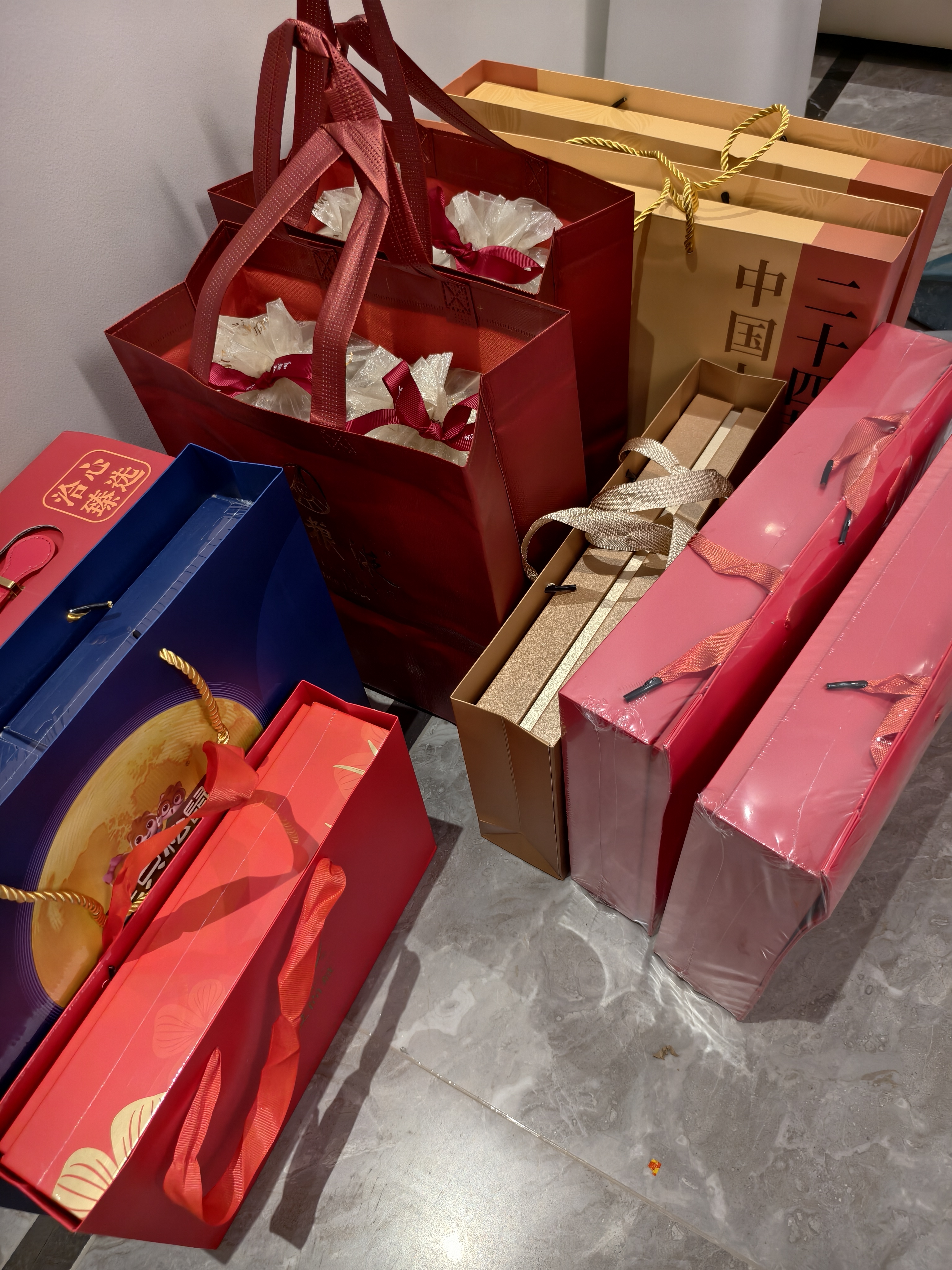 三只松鼠月饼礼盒600g 祥瑞揽珍礼4味12枚低糖流心传统糕点中秋送礼团购 实拍图