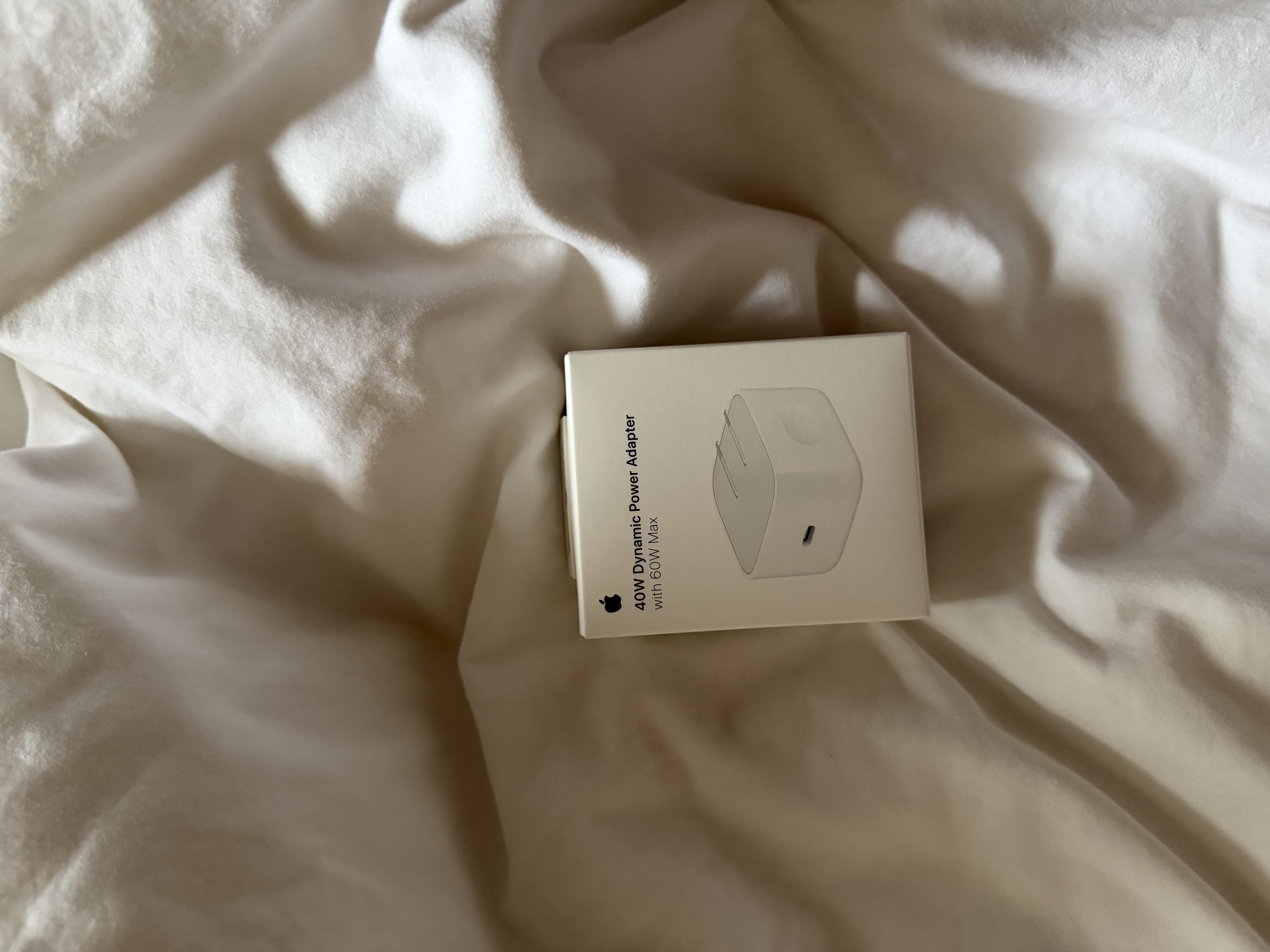Apple/苹果 40W（至高60W） type-c快充充电器 苹果usb-c原装充电头 苹果iPhone 18 Pro Max充电器 实拍图