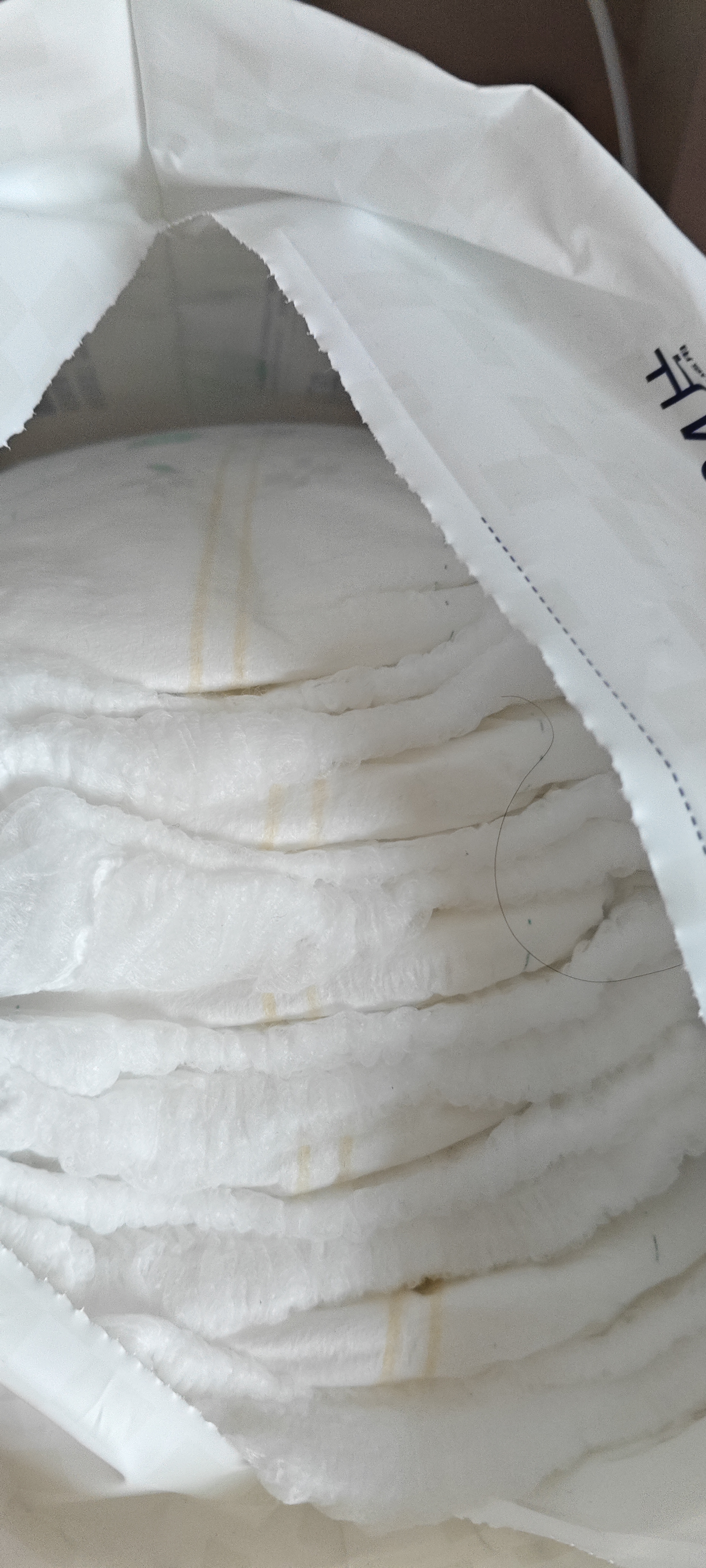 舒比奇（Suitsky）【薄透天花板】英氏透气薄拉拉裤夏季超薄XXXXXL码48片婴儿尿裤 实拍图