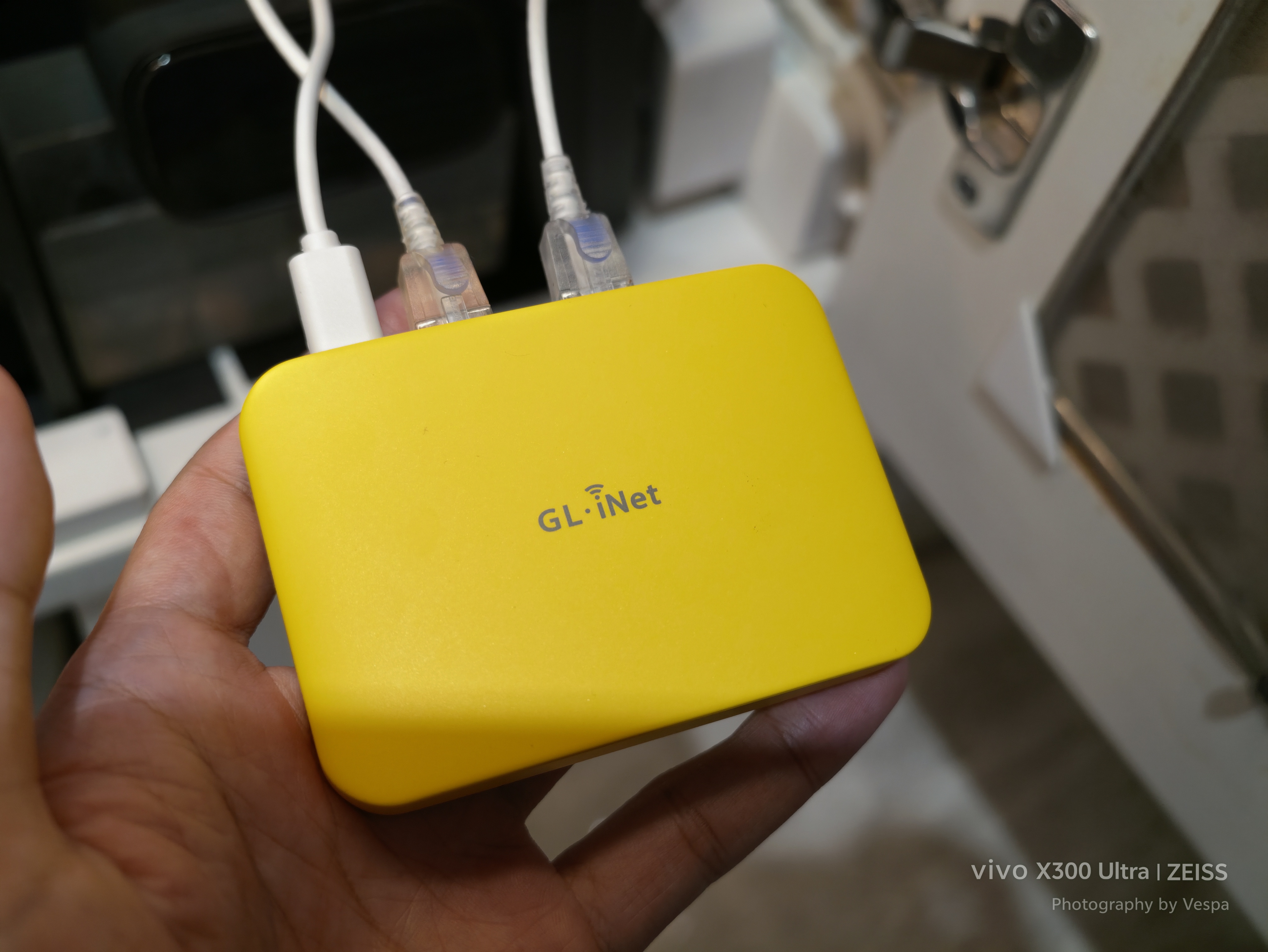 GL·INET路由器【新品】MG1300无线路由器双频WiFi中继转有线千兆网口 宿舍旅行网络认证 轻NAS迷你便携 实拍图
