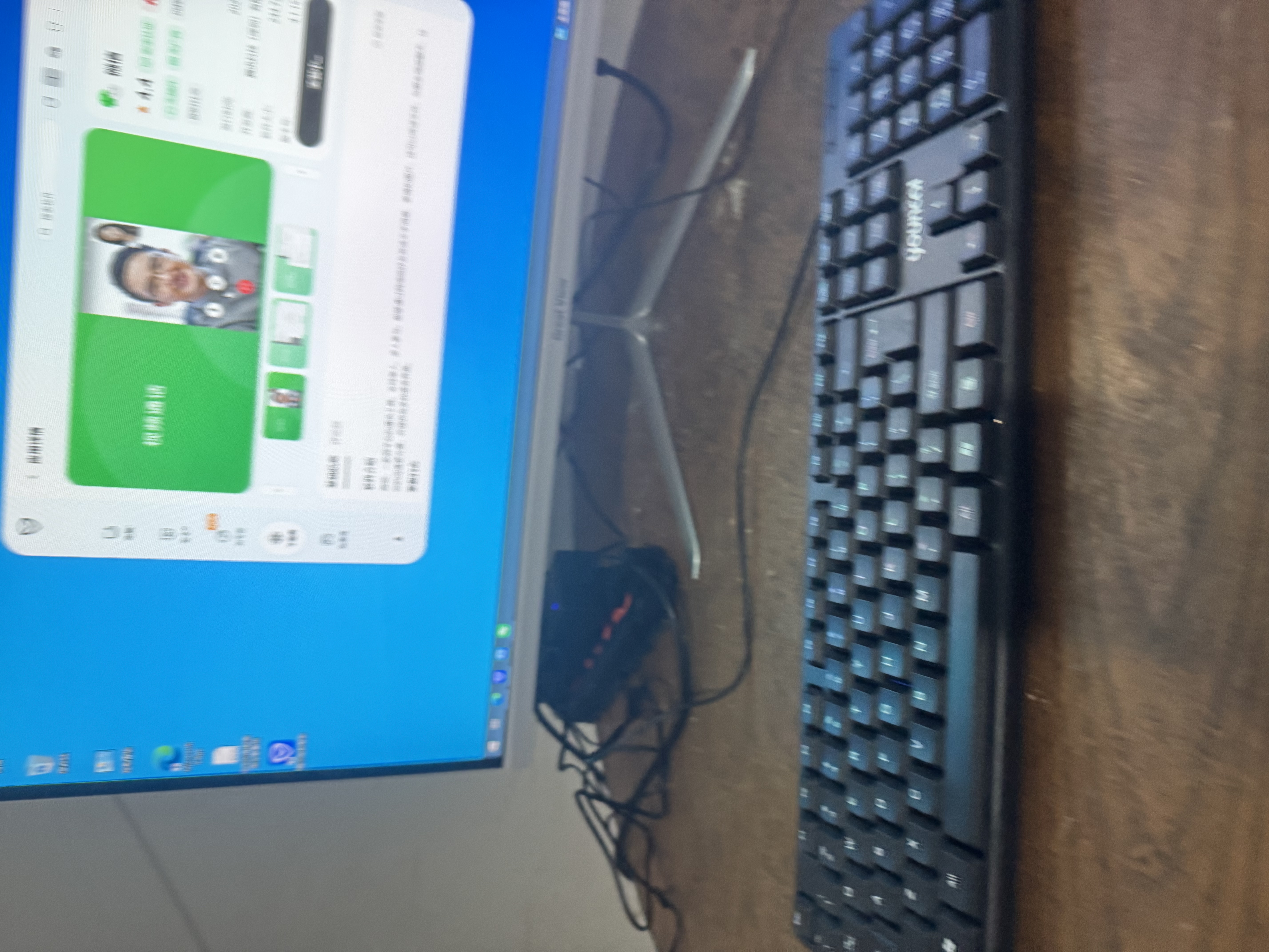 华硕（ASUS）品牌【14代酷睿i7】商务办公独显台式电脑主机企业采购财务家用设计渲染CAD画图DIY组装整机全套 华硕主机+27英寸护眼屏+WIFI6+键鼠套餐 三：酷睿i7+1TB+16G+锐龙R 实拍图