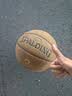 斯伯丁（SPALDING）篮球飞行员06十字型防尘吸湿皮料室内外通用7号成人青少年77-739Y 实拍图