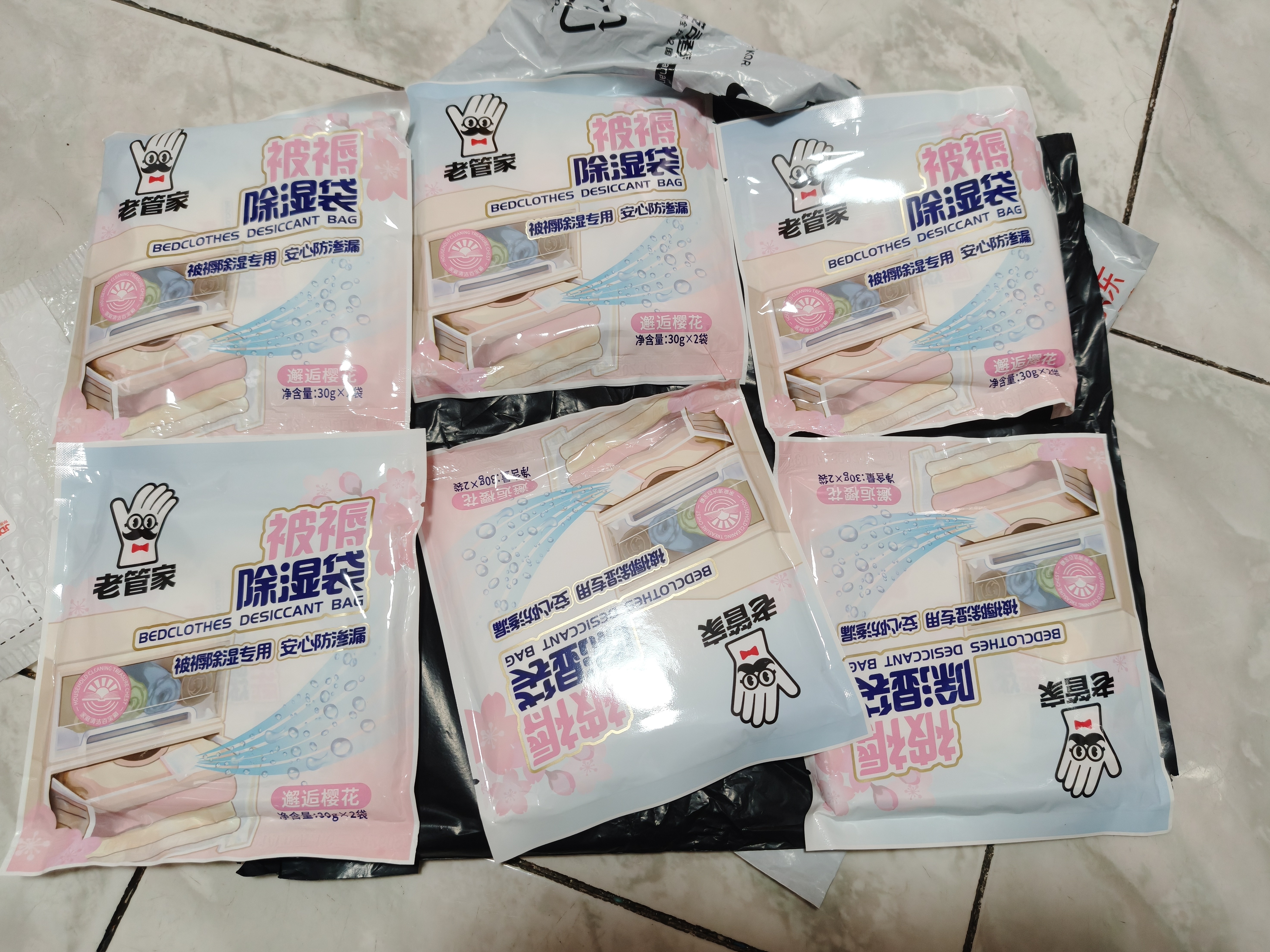 老管家收纳专用除湿宝12袋（2袋/包*6）除湿袋干燥剂室内衣柜汽车吸湿 实拍图