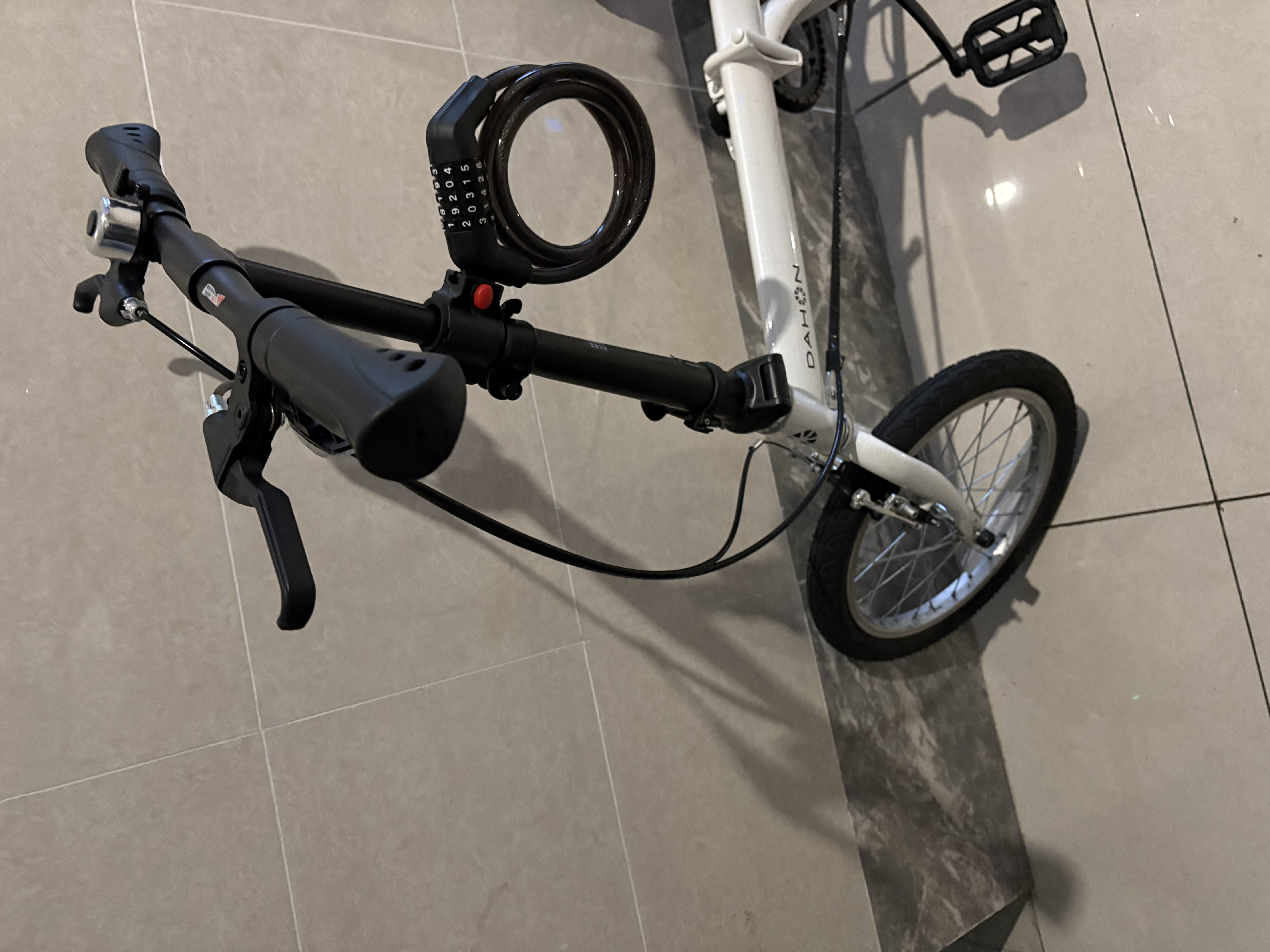 大行（DAHON）KT610折叠自行车16英寸城市通勤迷你成人男女学生便携小轮单车 白色 实拍图