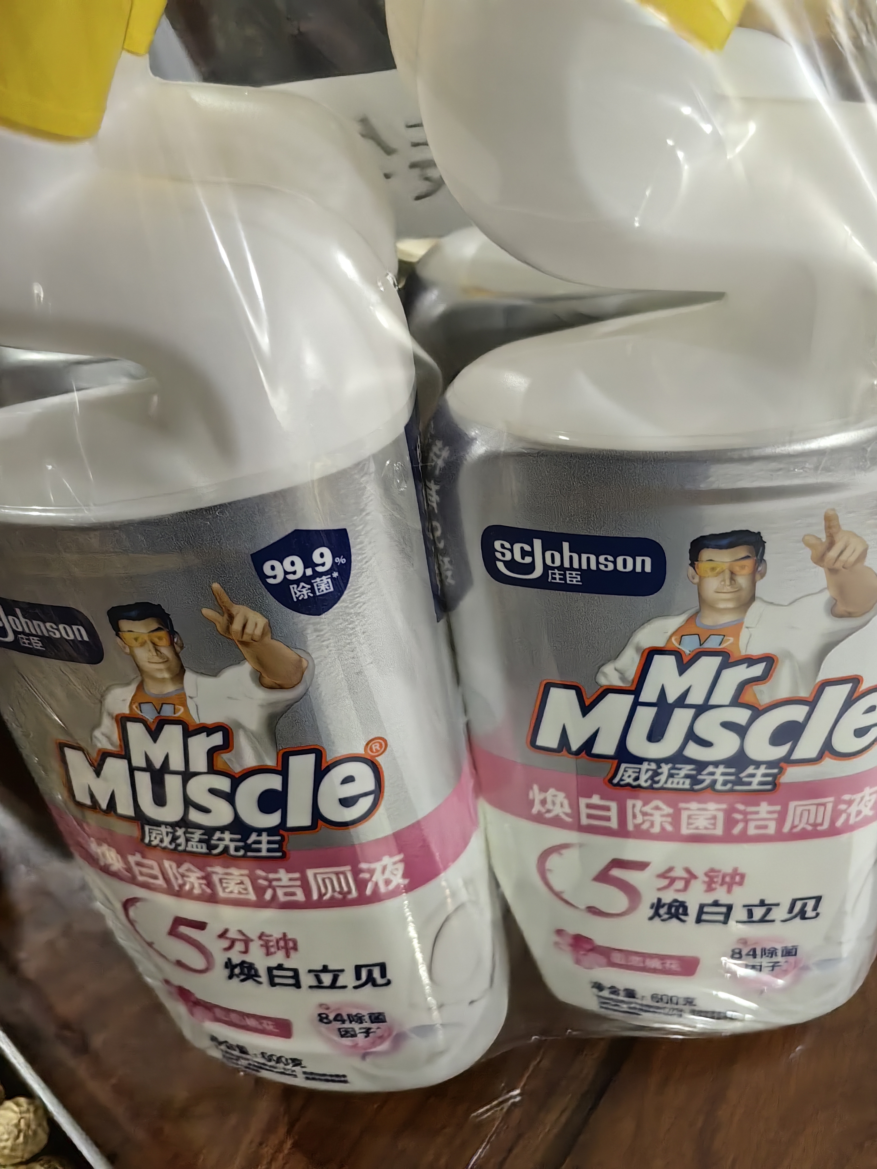 威猛先生（Mr Muscle）洁厕灵 600g*4瓶 恋恋桃花 含84精华 洁厕剂 马桶清洁 实拍图