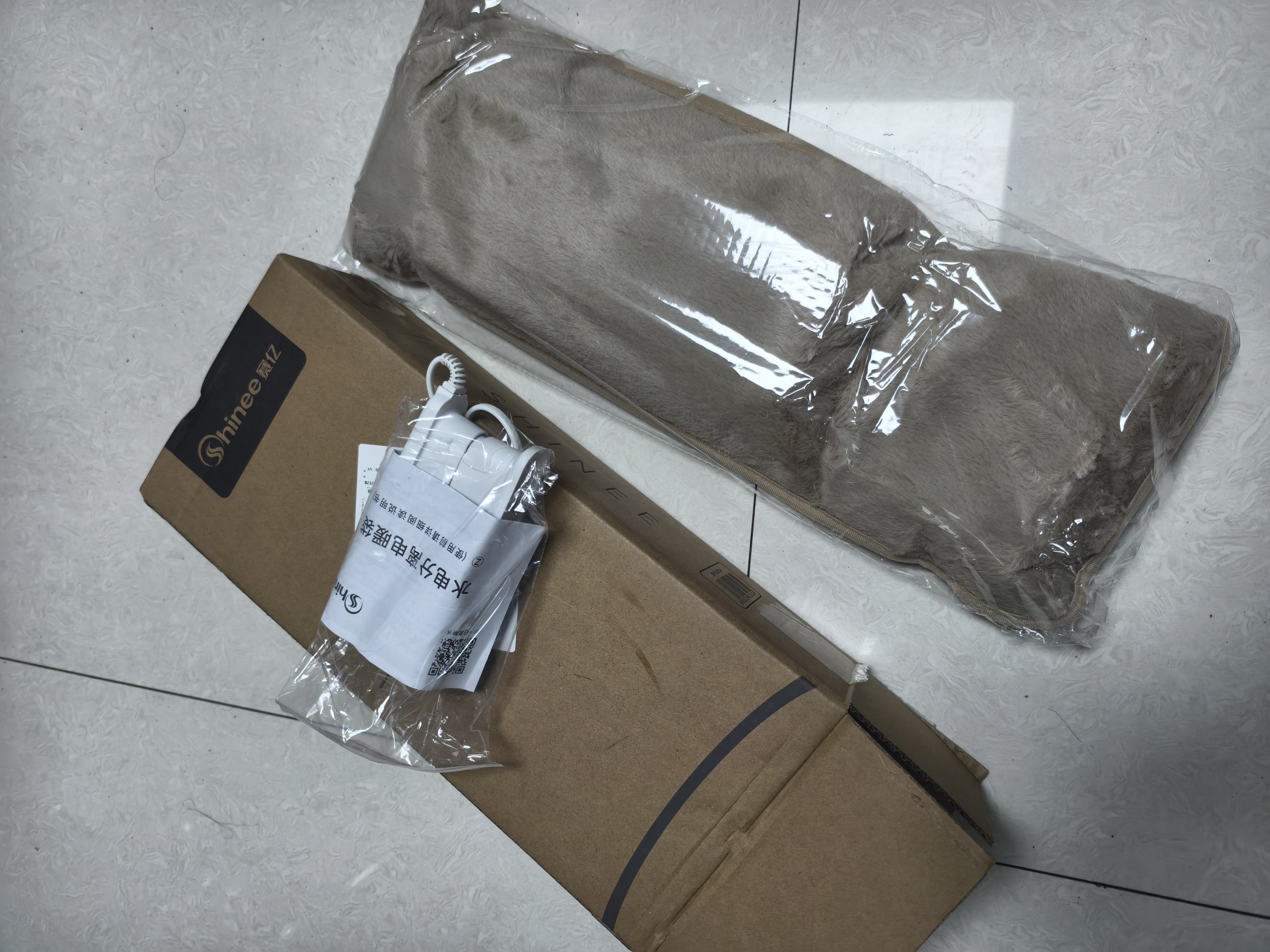 赛亿 SHINEE电热水袋充电暖手宝暖水袋52cm超长暖宝宝被窝用暖肚子热敷暖脚 实拍图