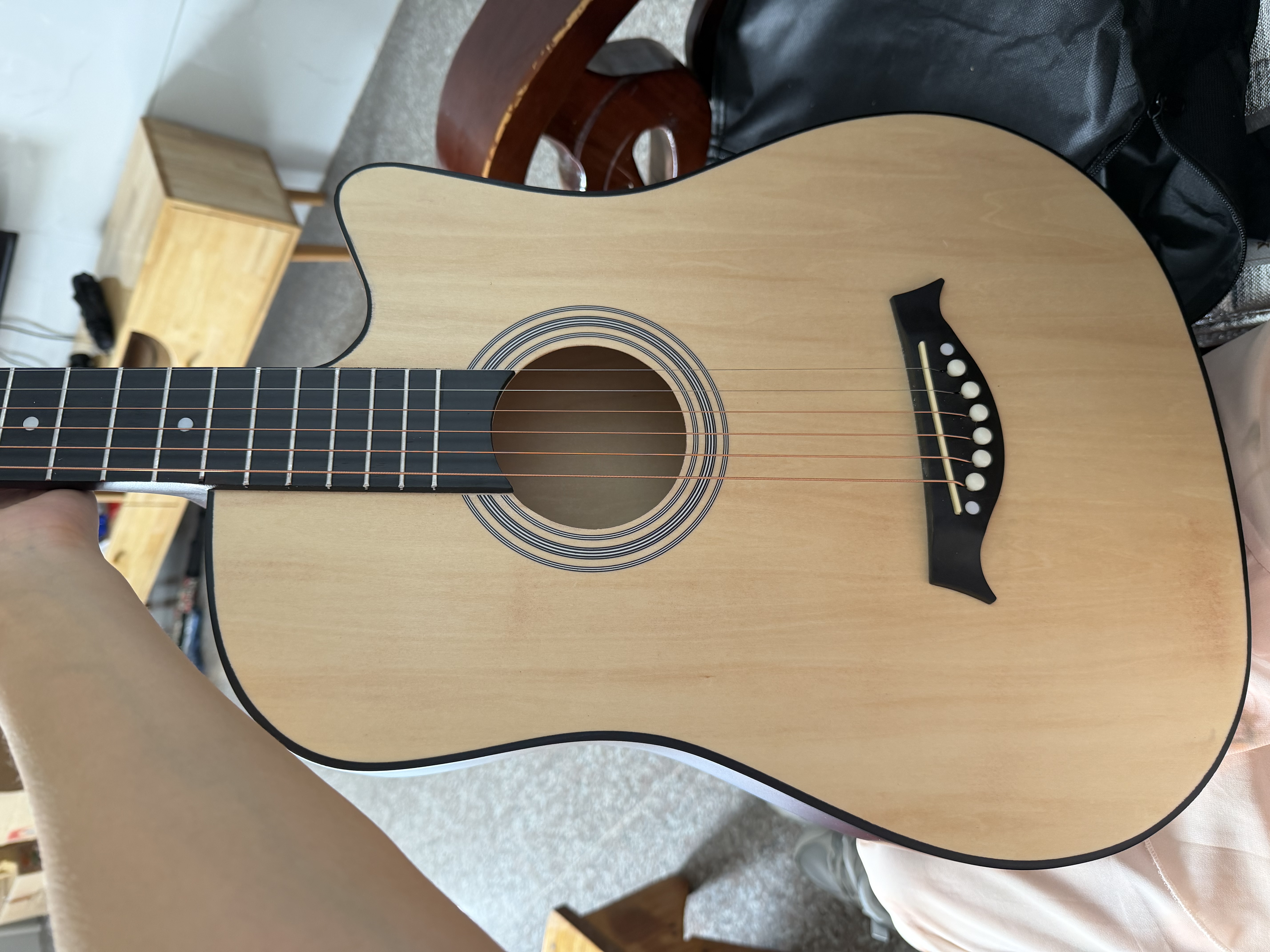 维卡斯（WEIKASI）民谣吉他初学者木吉他单板新手入门练习琴guitar吉它学生男女乐器 38英寸原木色+礼包【初学推荐】 实拍图