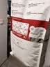 皇家猫粮 成猫猫粮 营养均衡 F32 通用粮 1-7岁 2KG 实拍图