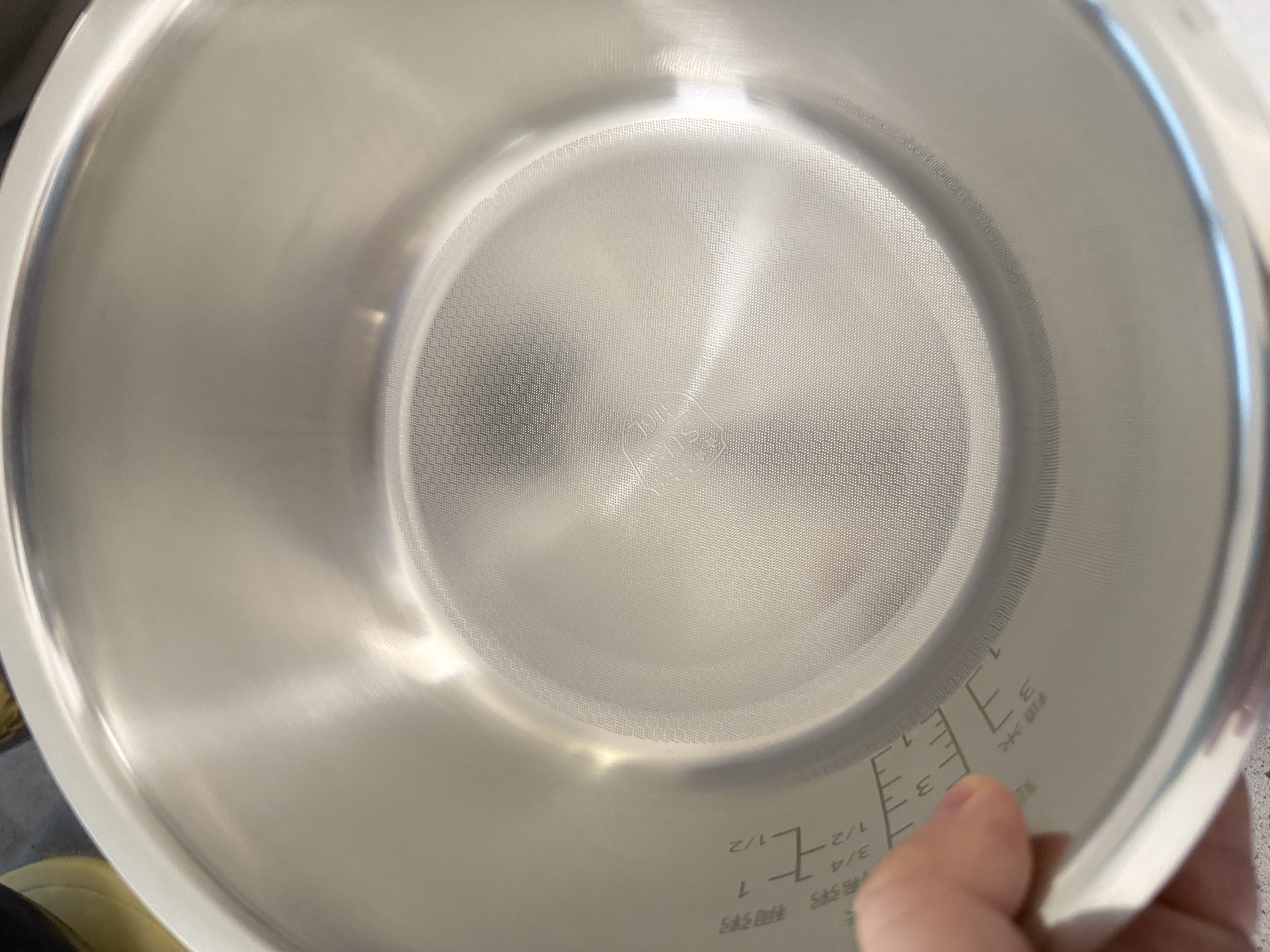 松下（Panasonic）【国家补贴】饭光光2.0电饭煲0涂层内胆不粘锅IH加热家用2.9L不锈钢无涂层电饭锅3-4人SR-HNS102-W 实拍图
