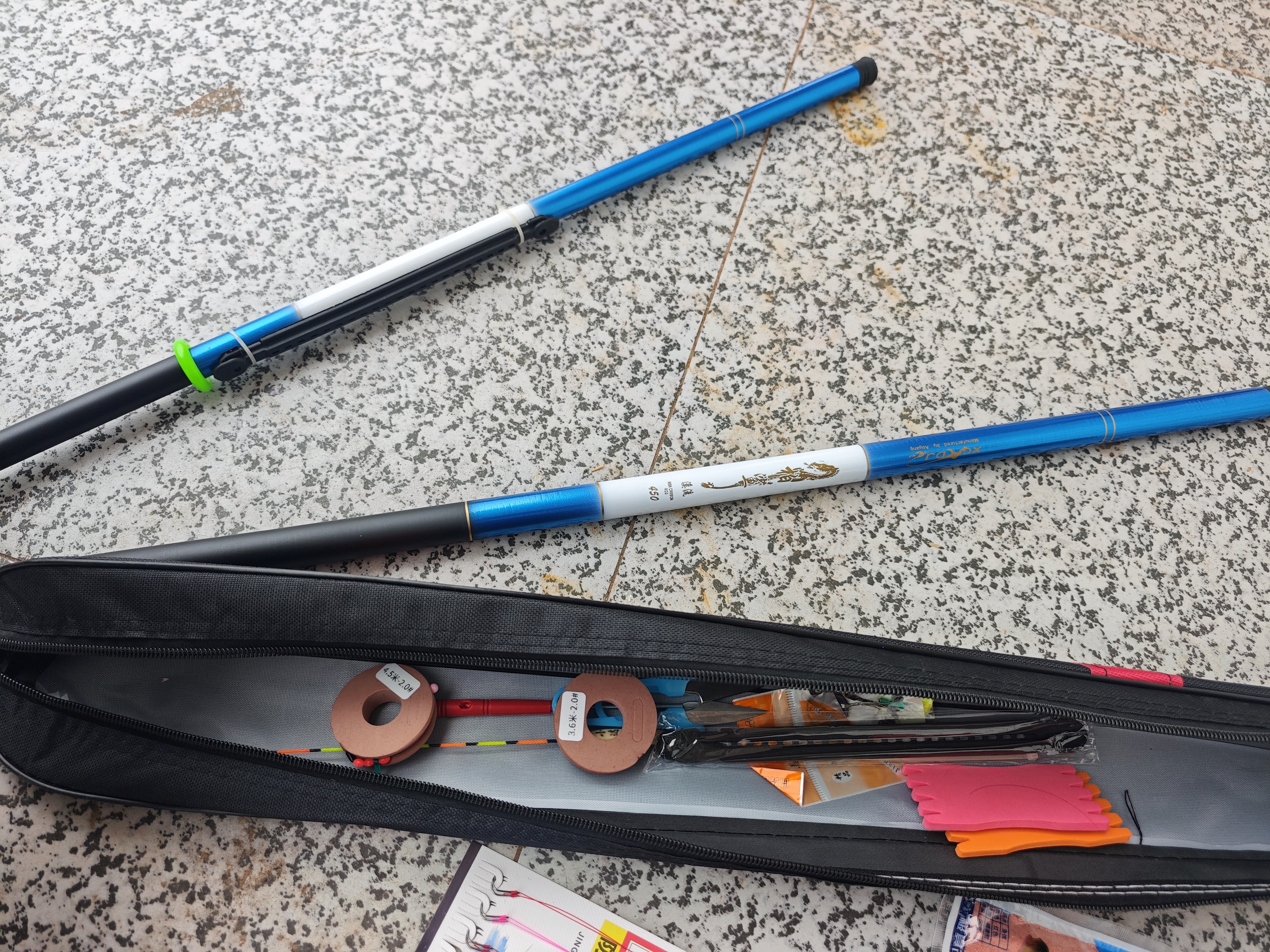 柏鲨 钓鱼竿套装组合手竿海竿鱼杆新手鱼具钓鱼装备全套渔具垂钓用品 3.6+4.5手竿+简易版25件套 实拍图