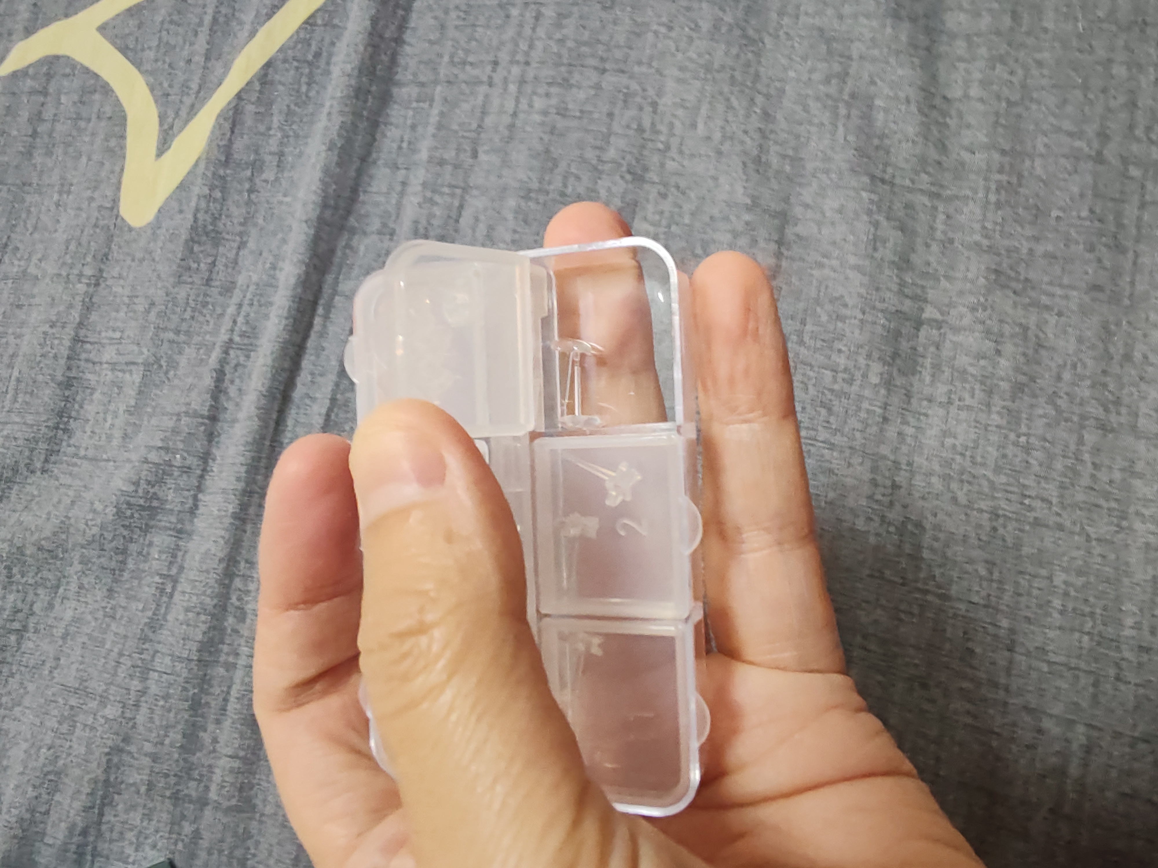 KOOGIS树脂耳钉养耳洞透明耳棒隐形耳针耳棍耳堵硅胶塞非塑料防堵5对 实拍图
