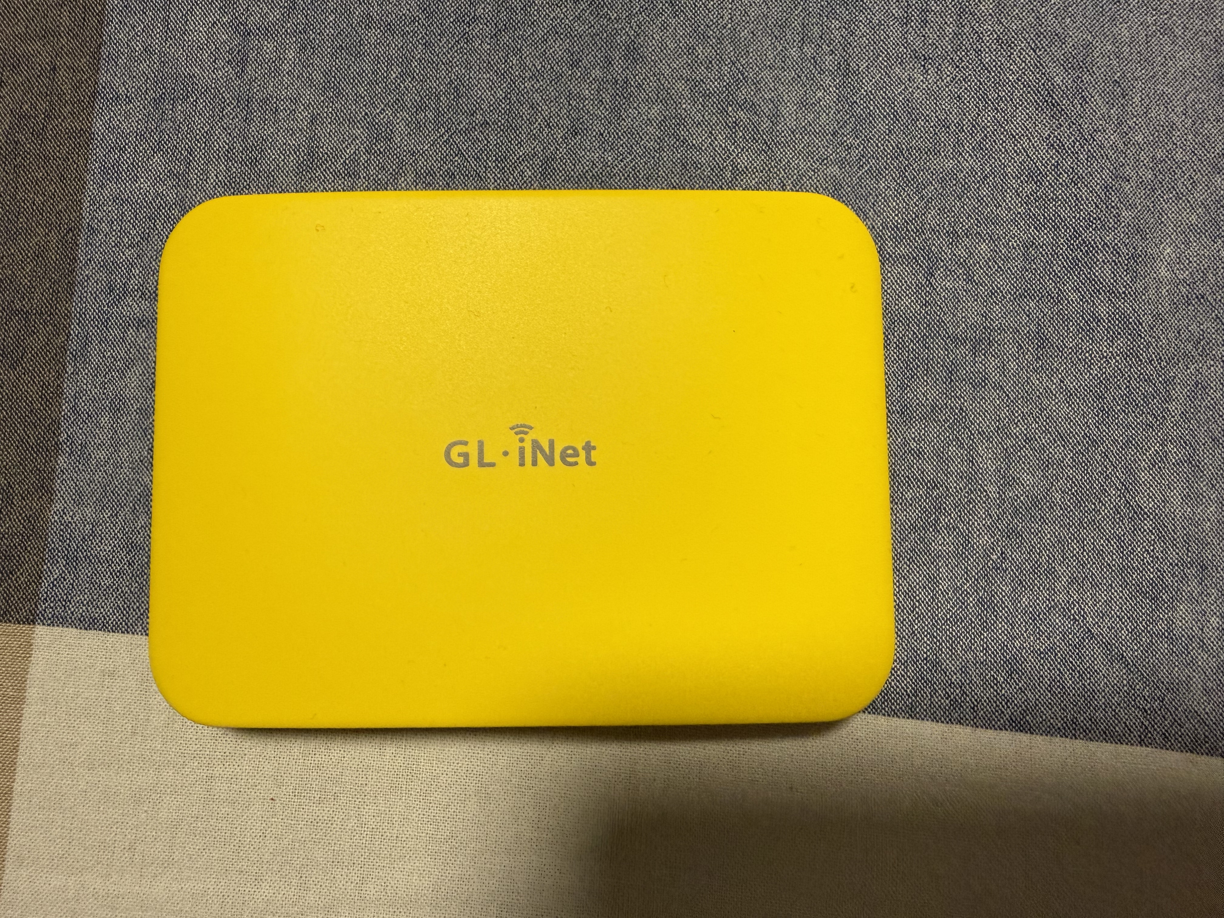 GL·INET路由器【新品】MG1300无线路由器双频WiFi中继转有线千兆网口 宿舍旅行网络认证 轻NAS迷你便携 实拍图