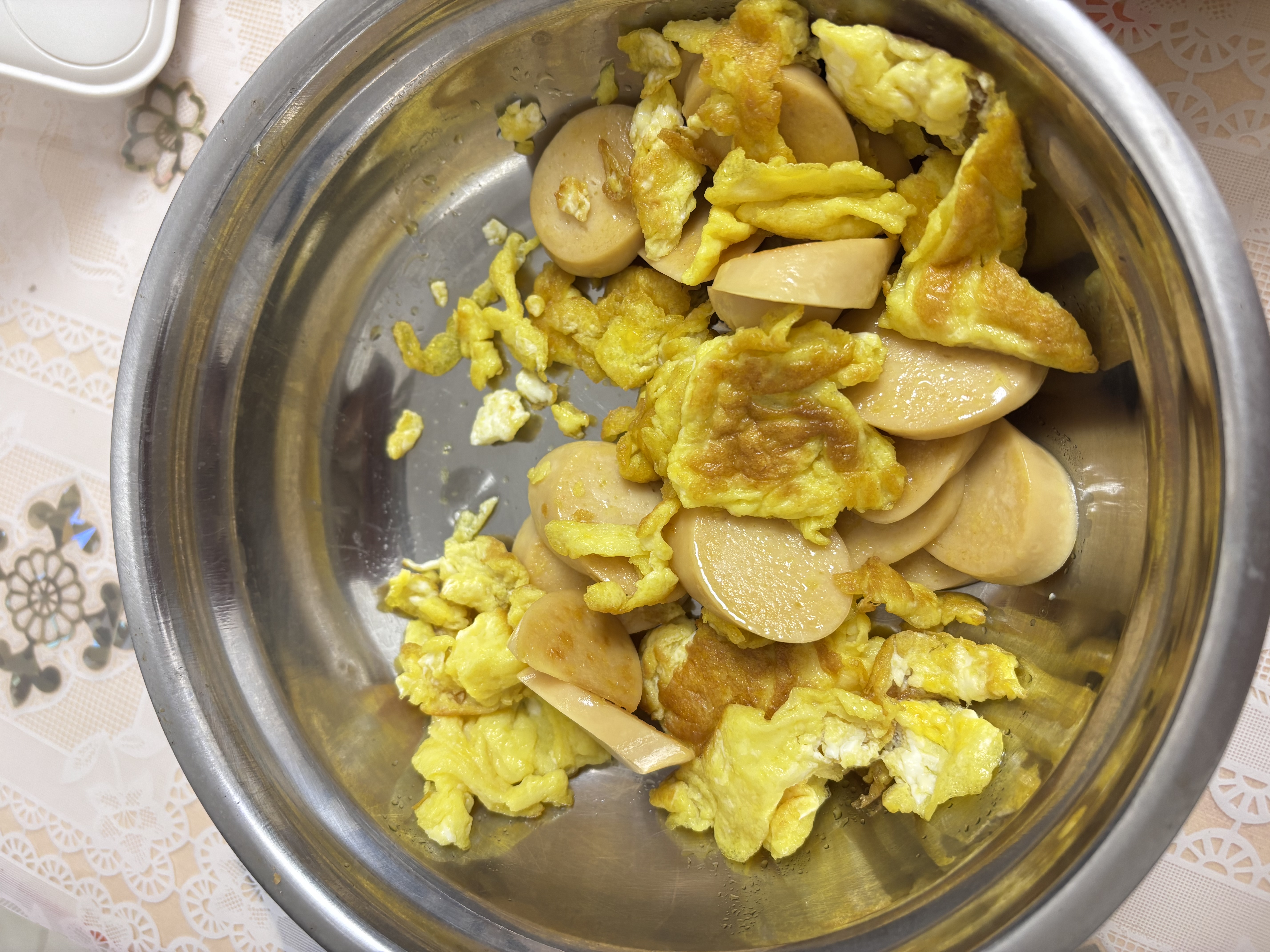 美的（Midea）电饭煲3-4人电饭锅4L银钻内胆12大菜单顶置触控屏家用智能微压电饭煲MB-AFB4041RL 实拍图