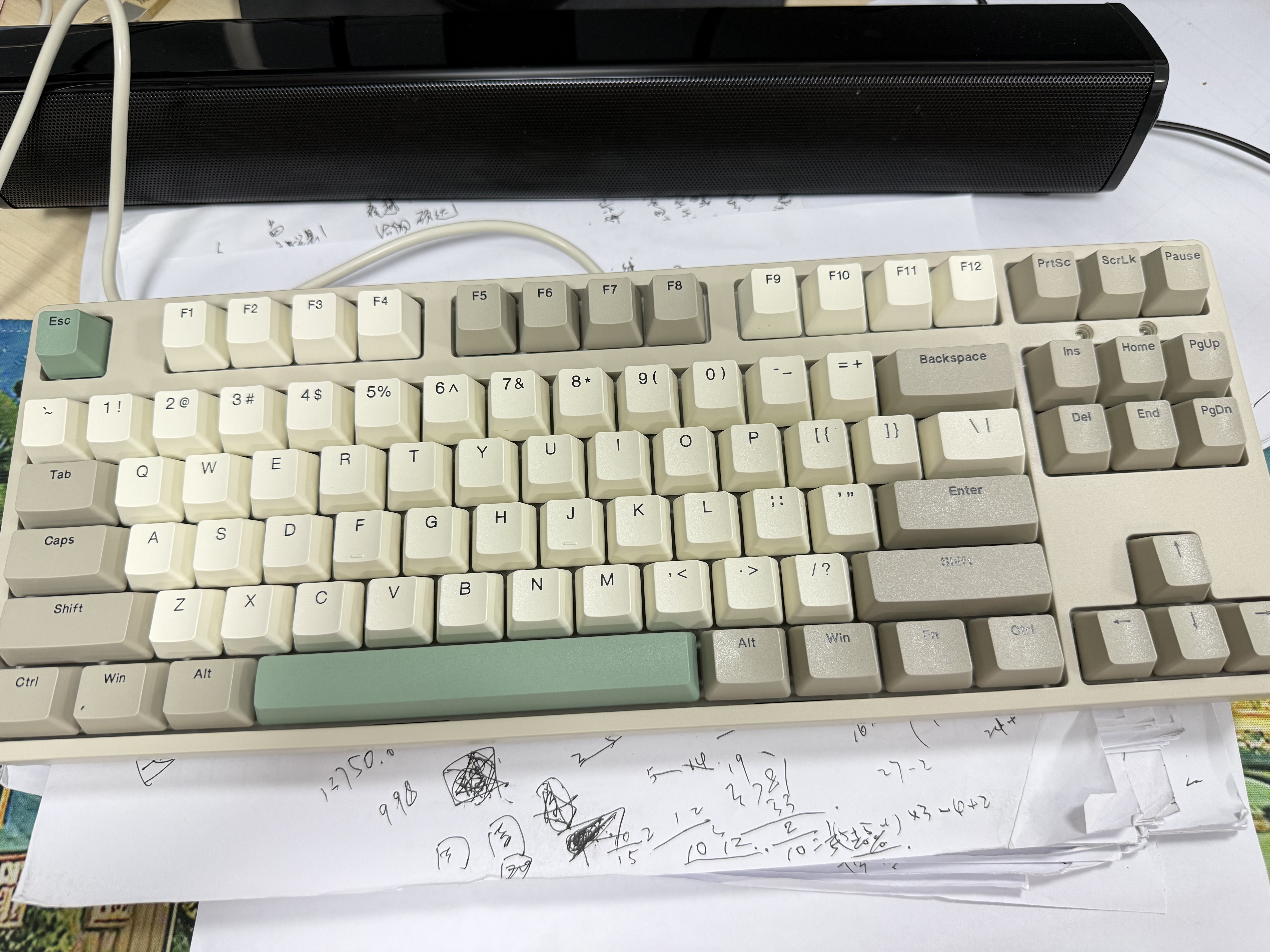 ikbcC200机械键盘有线键盘87键 电竞游戏键盘办公打字手感好电脑键盘樱桃键盘 工业灰红轴有线 实拍图