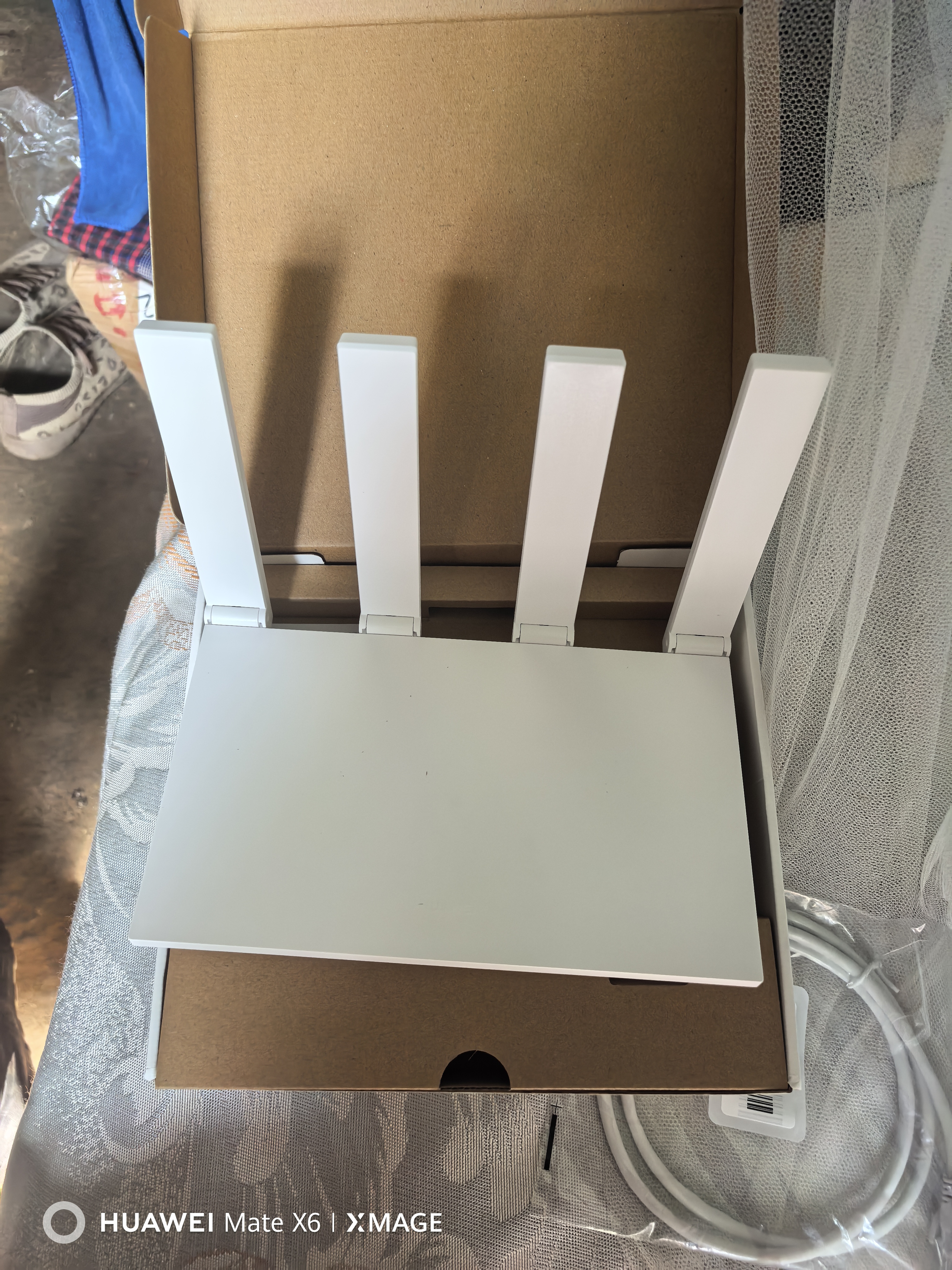华为路由器千兆wifi6+家用无线5G双频电竞游戏漏油器穿墙王全屋wifi7信号放大器增强宿舍路由器ax3000M 旗舰版【海思双核3000兆+千兆网线】WiFi6+ 晒单礼品 魔方插座 红包/插座2 实拍图