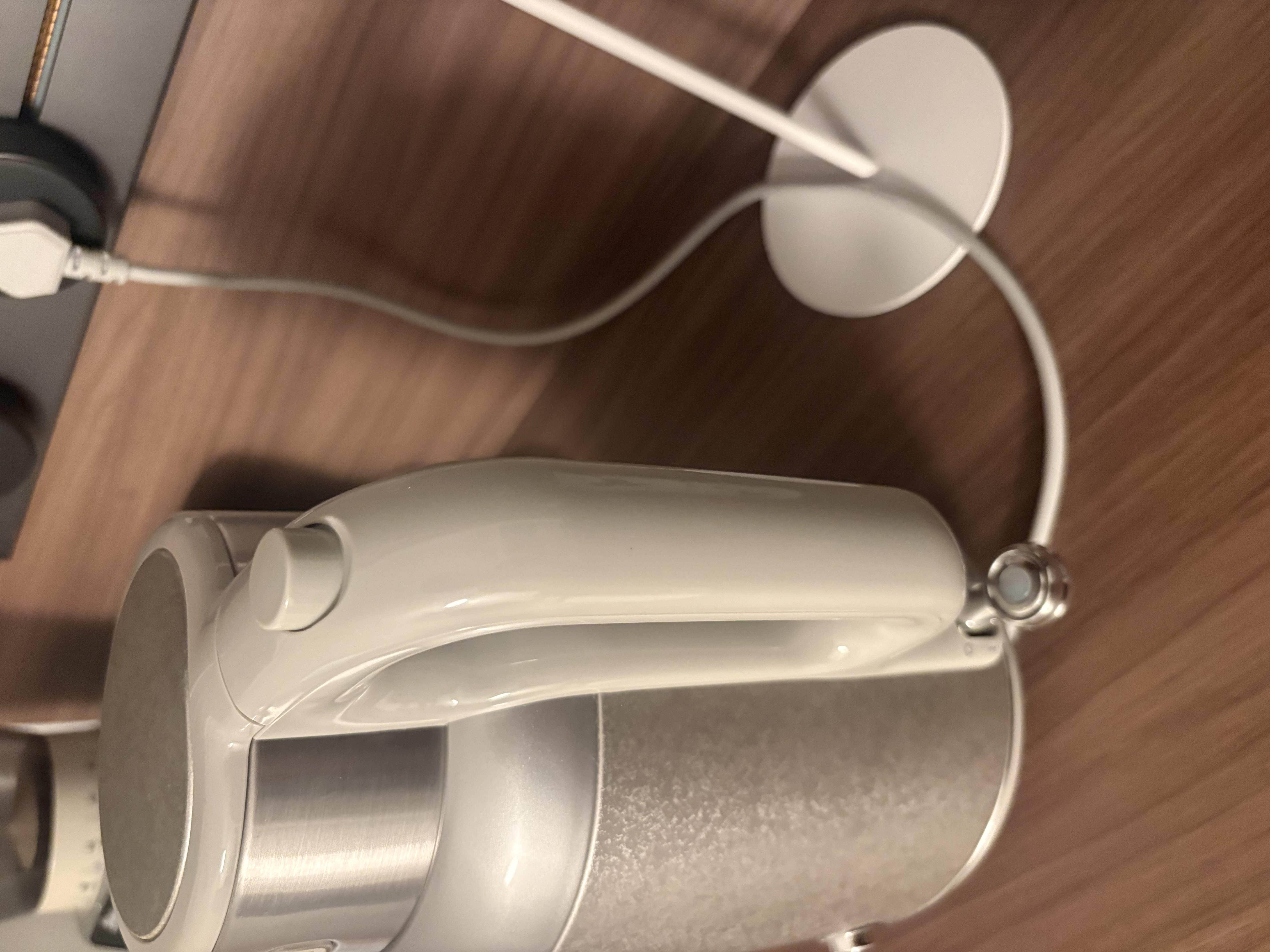 美的（Midea）艺术家鎏金电热水壶烧水壶2L容量一键恒温水壶内外双钢316L无缝内胆调奶器吨吨2026新款MK-SH68-Q 实拍图