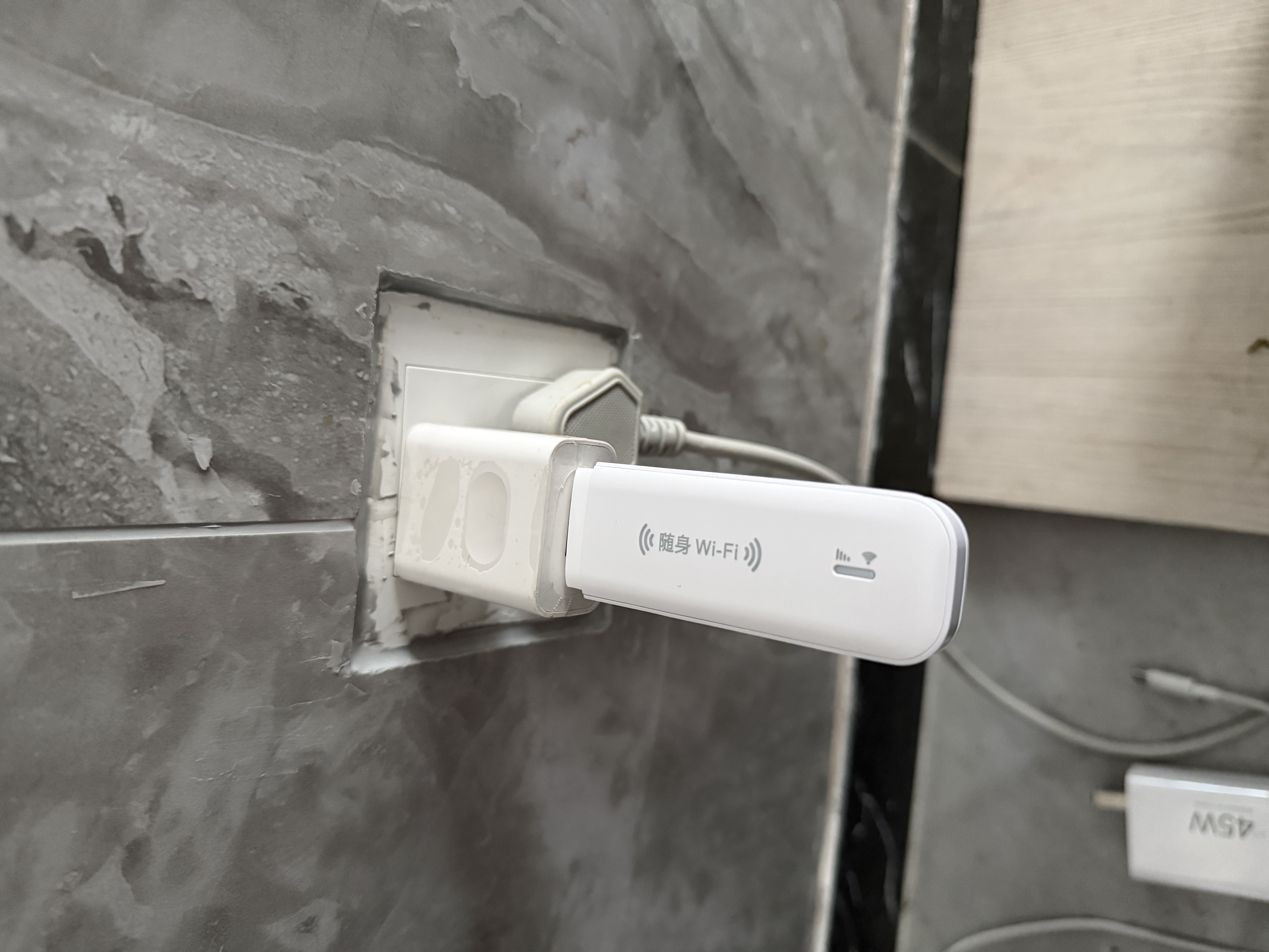 yOZE随身wifi6【送1500G】免插卡移动wifi联通移动随行无线不限速通用流量便携式路由卡托车载上网宝 实拍图
