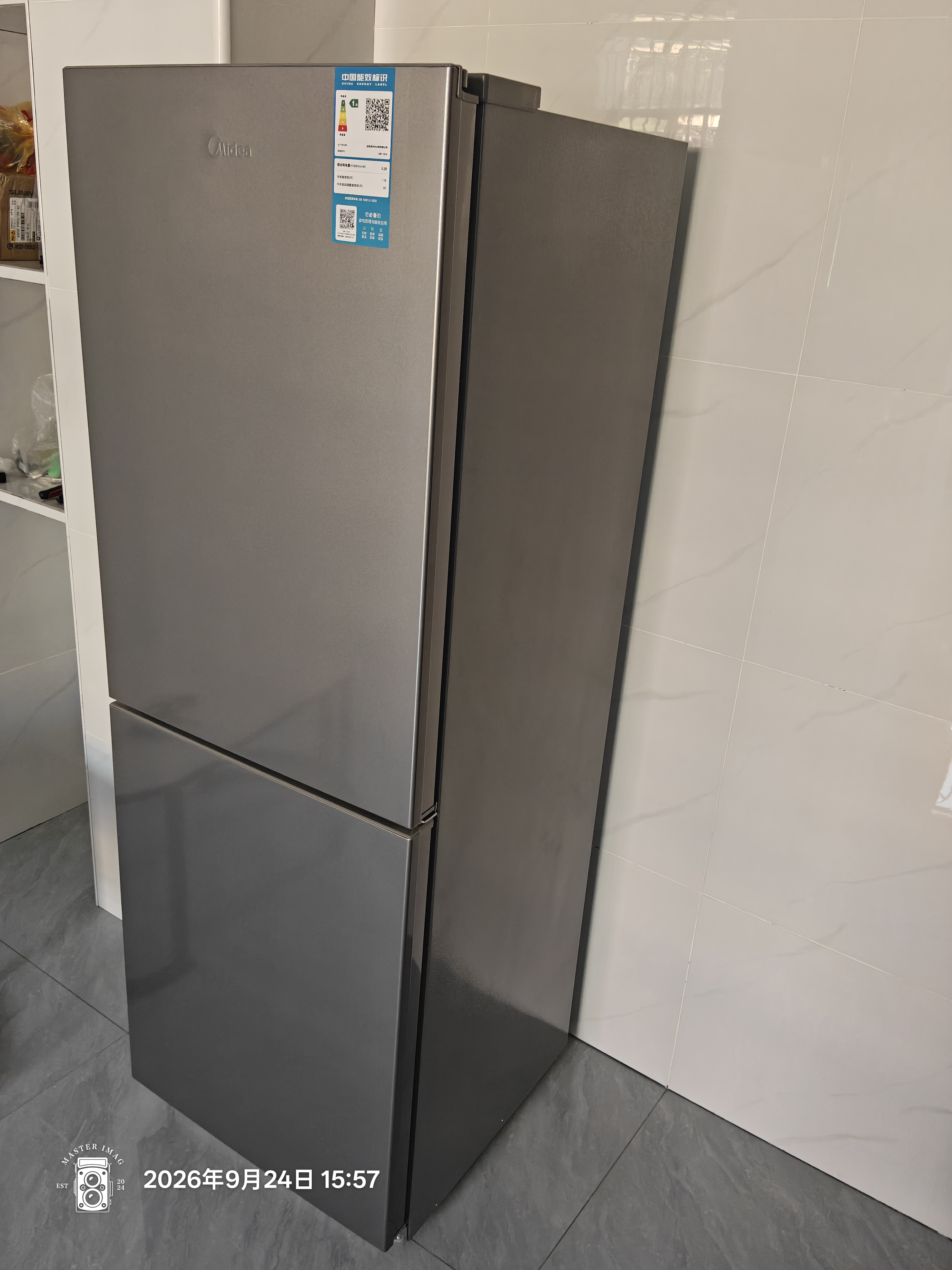 美的（Midea）191两门冰箱灰色两门小户型一级能效客厅租房小型家用电冰箱低音节能国家补贴MR-191A钛钢灰-星烁 实拍图