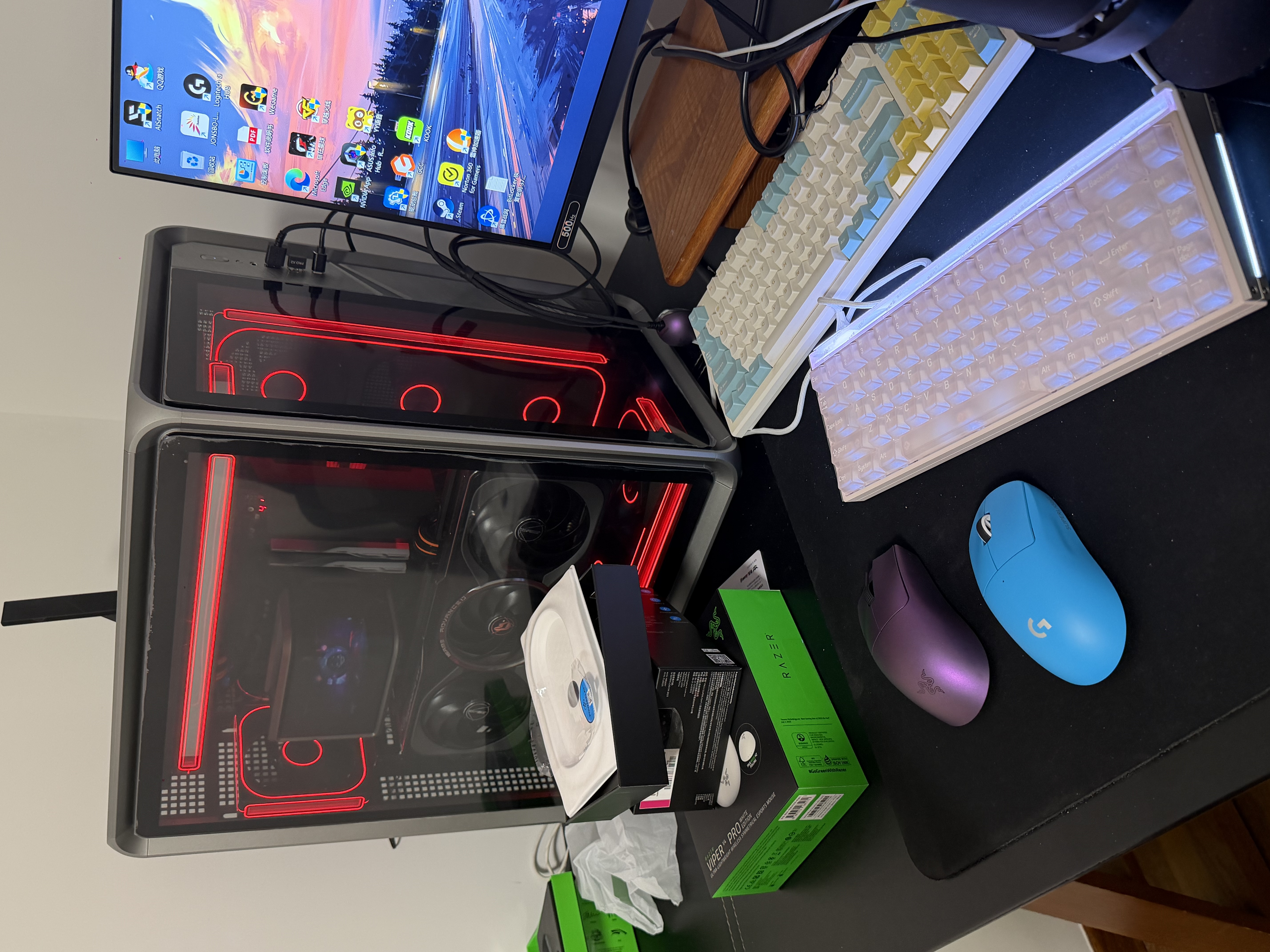 雷蛇（Razer）毒蝰V4pro专业版无线鼠标 52g轻量化 50k光学传感 无线8K 电竞游戏鼠标 帝王紫【新品双重好礼】 实拍图