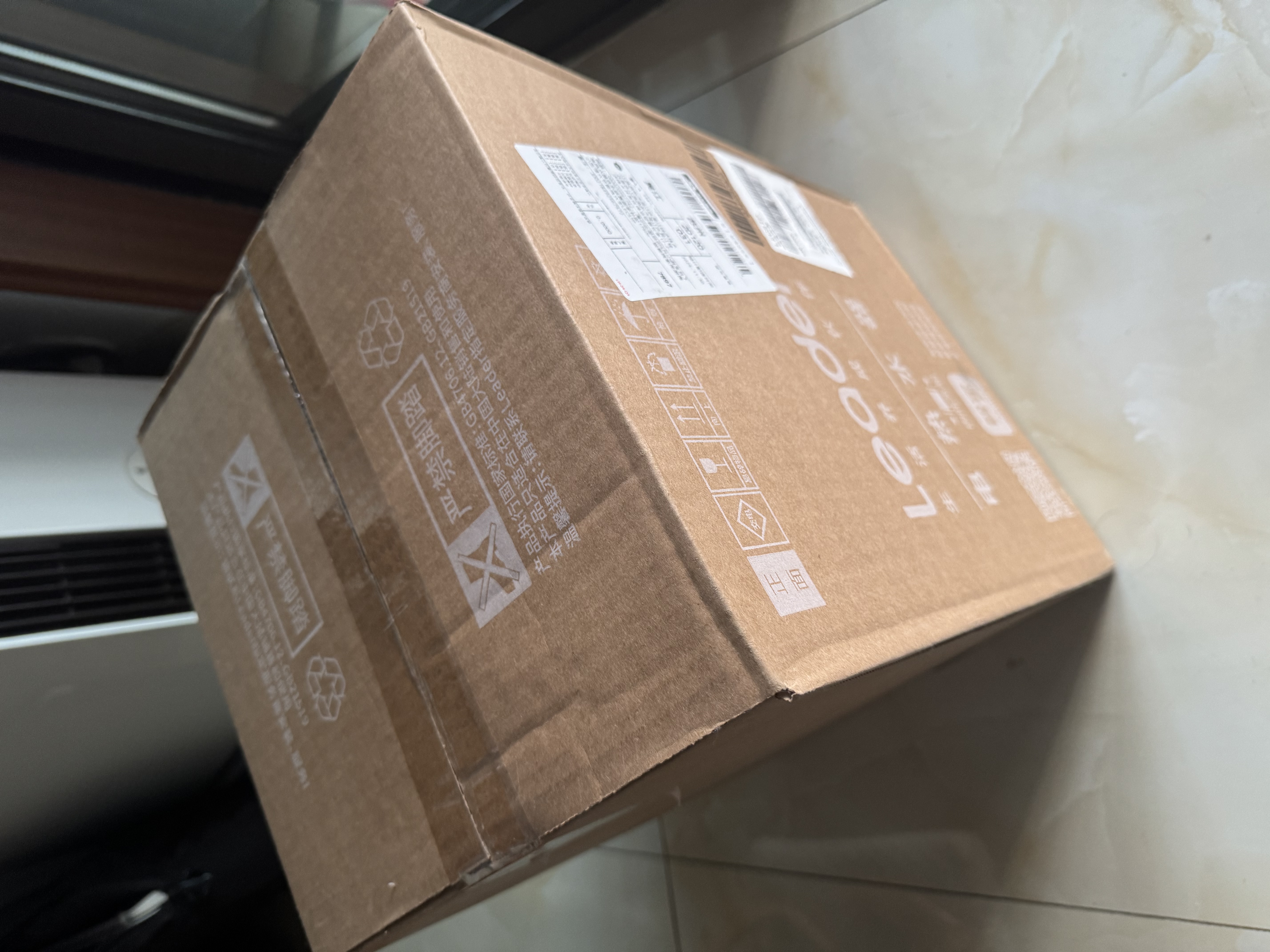 爱仕达（ASD）平底锅纯钛煎锅无氟涂层不粘锅煎蛋煎牛排炒菜锅28cm电磁炉燃气Z1 实拍图