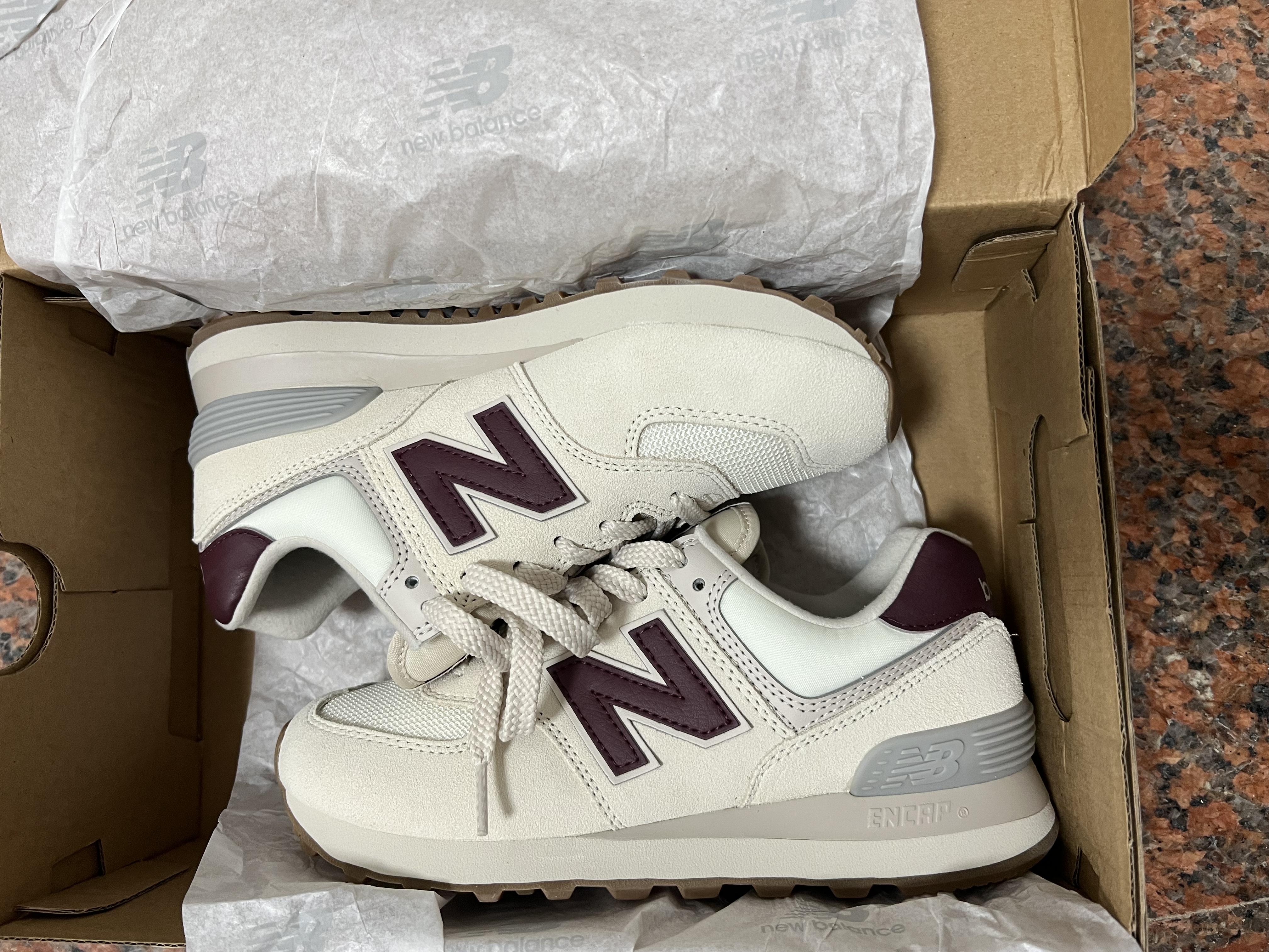 NEW BALANCE女鞋复古秋冬轻便耐磨百搭休闲运动慢跑鞋574系列WL574RCF 36.5 实拍图