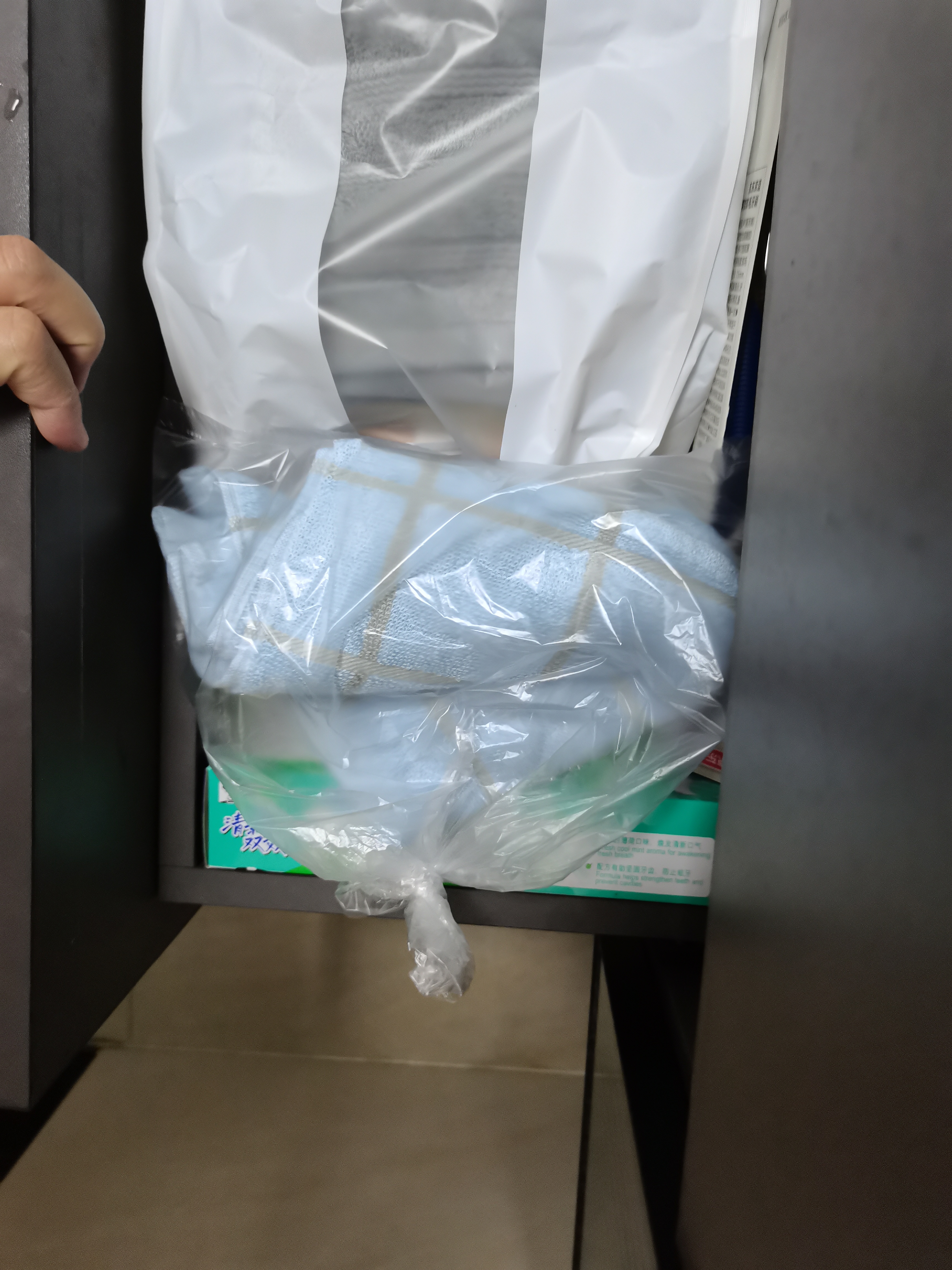 京东京造全棉毛巾小方巾7A级抗菌防螨纯棉方巾柔软舒适吸水洗脸擦汗 4条装 实拍图