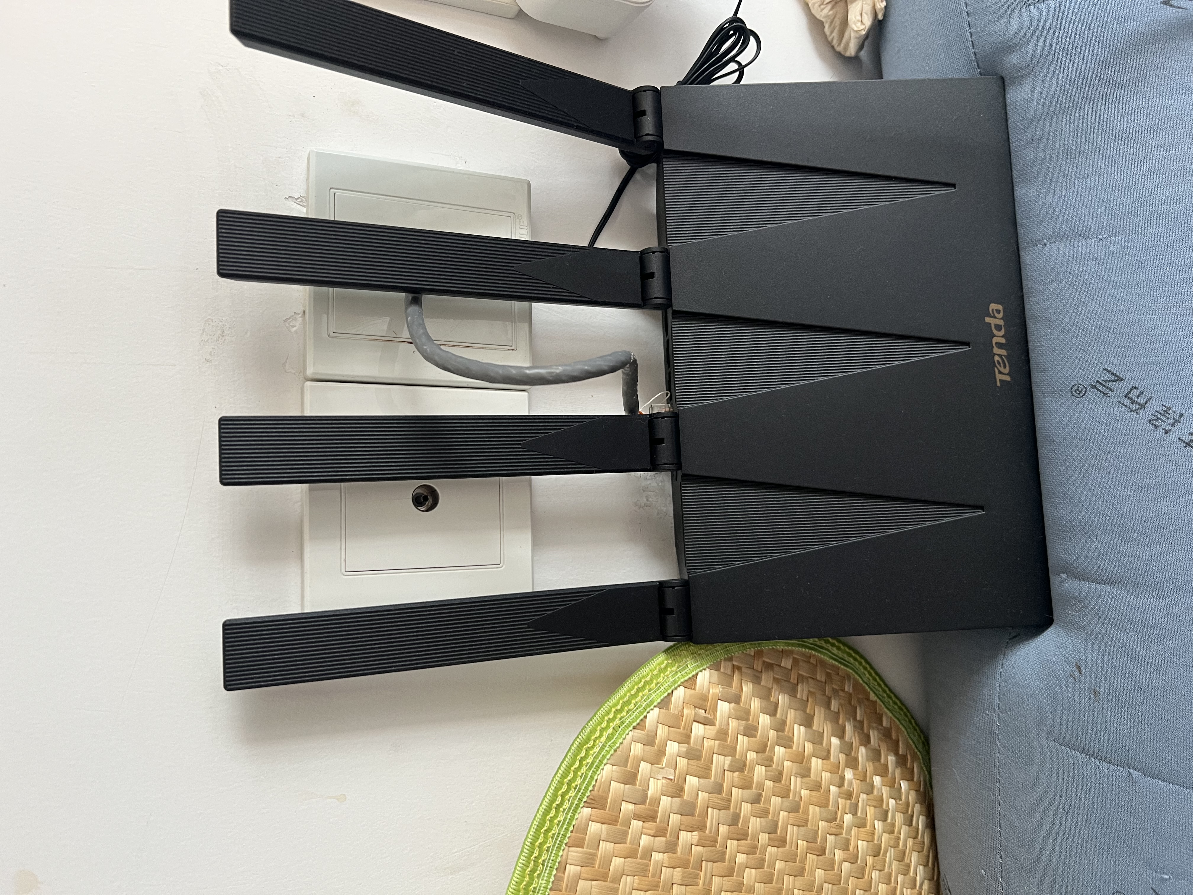Tenda腾达路由器WiFi6+【泰山AX3000 Ultra】千兆穿墙王信号放大器增强无线家用甄选高配芯片AX12 Pro 实拍图