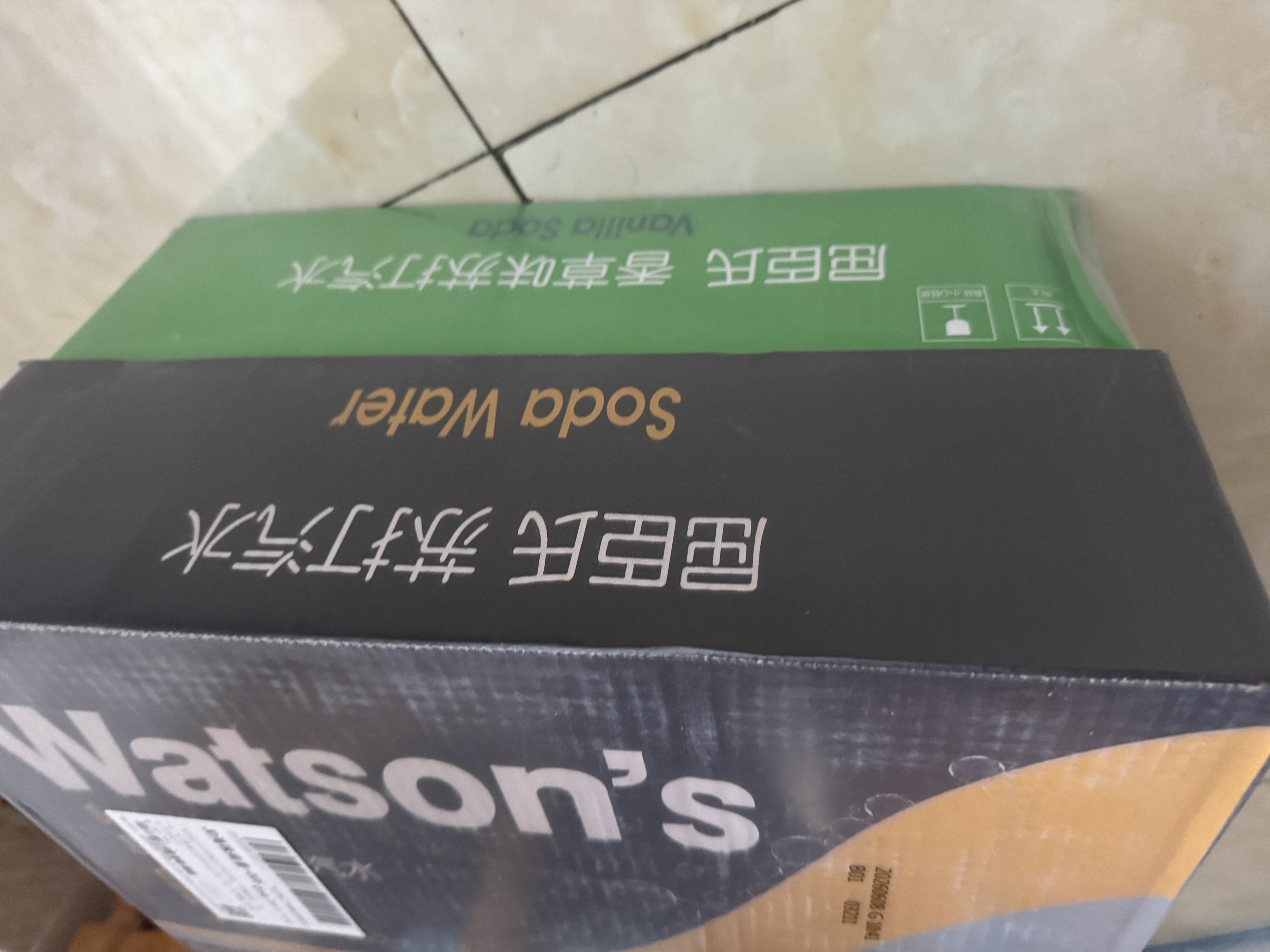屈臣氏（Watsons）苏打水香草味330ml*24罐整箱气泡水饮料0脂低糖低卡聚会调酒 实拍图