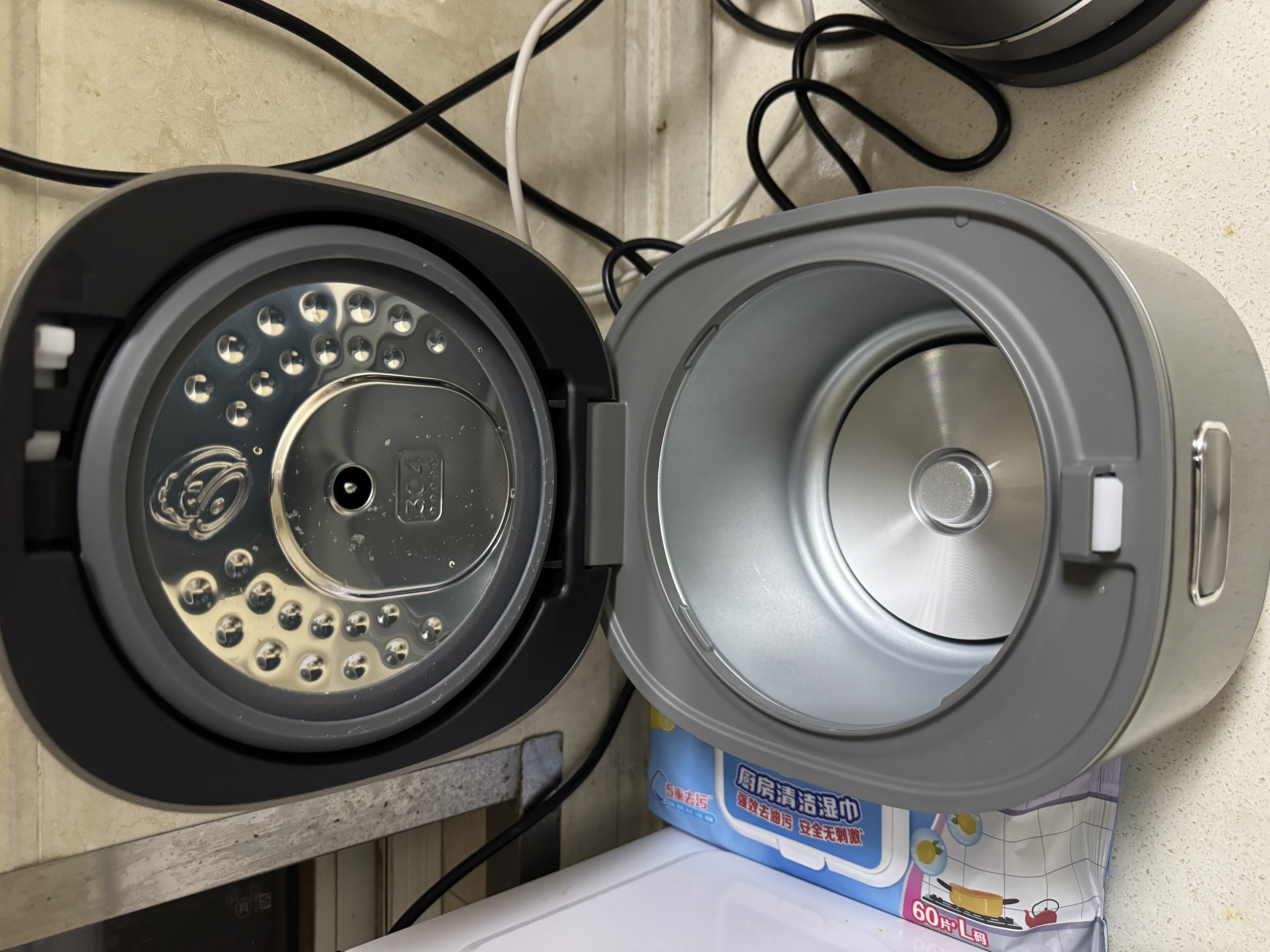美的（Midea）电饭煲小型1-2-3人0涂层316L母婴级不锈钢2L家用低糖沥米饭迷你电饭锅微压AFB2022LS 实拍图