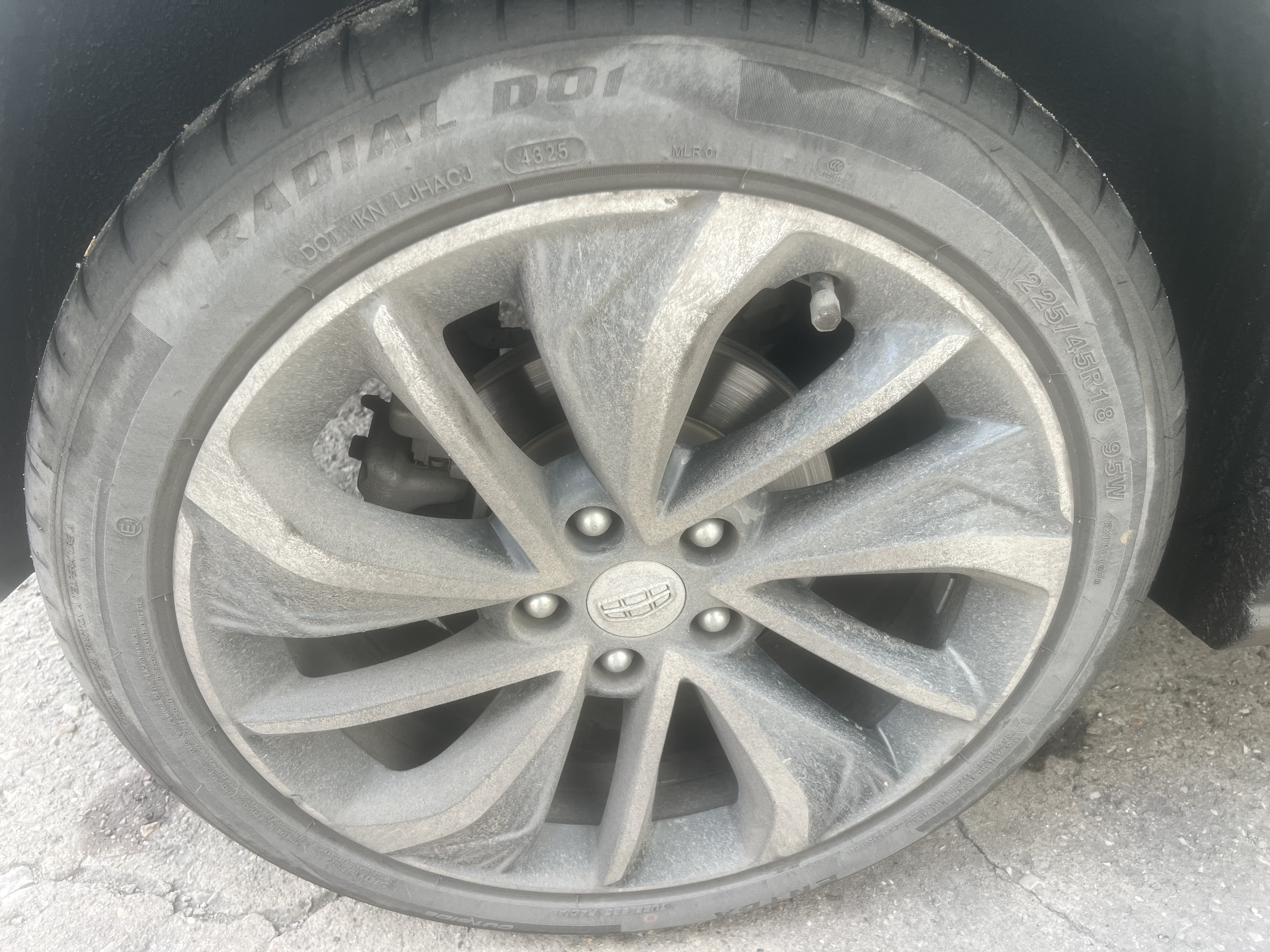 ENTDA朝阳 安达轮胎 汽车轮胎 225/45R18 95W D01 适配速腾/轩朗25年产 实拍图