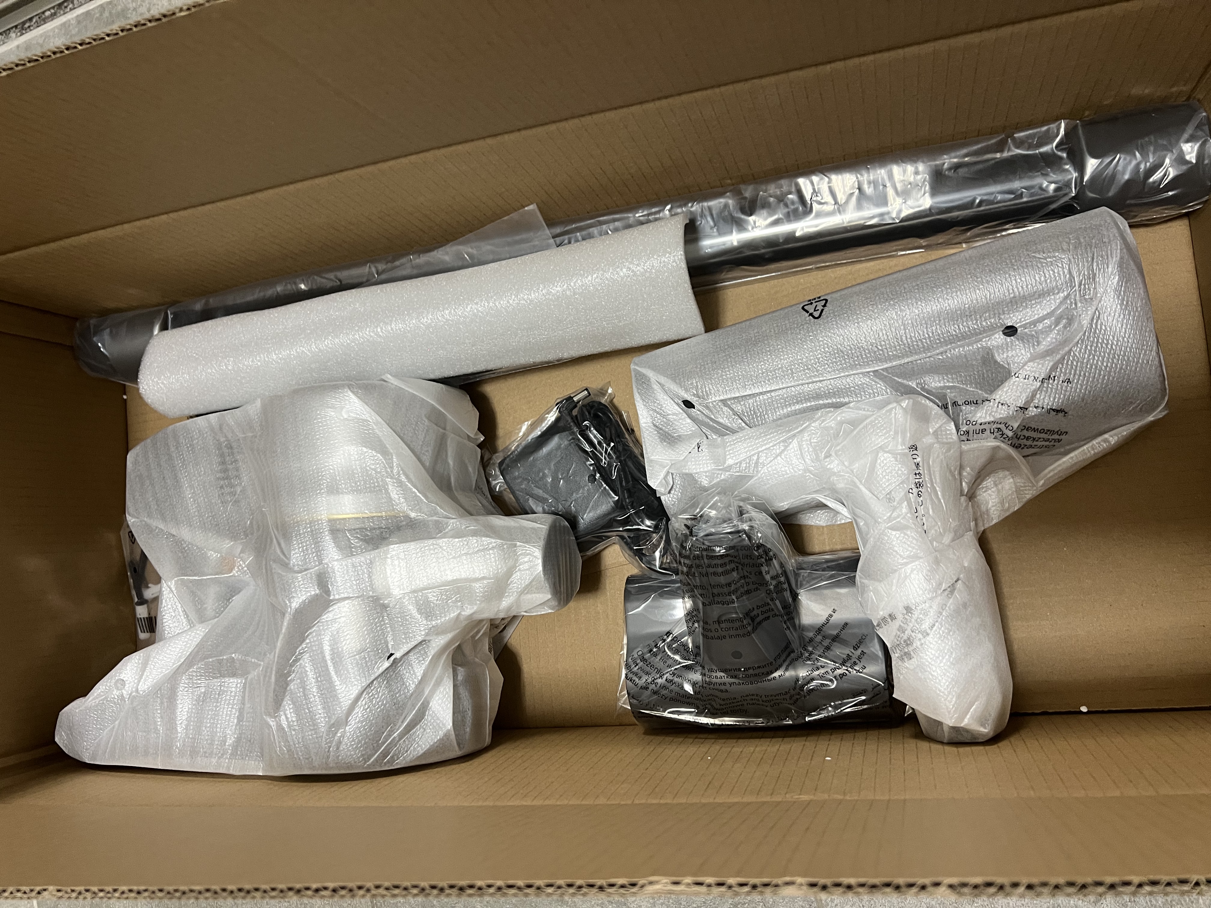 追觅吸尘器V16S 【咨询立减】家用无线手持 215AW超强吸力吸尘器  90分钟续航 除螨仪 车载 宠物适用 实拍图