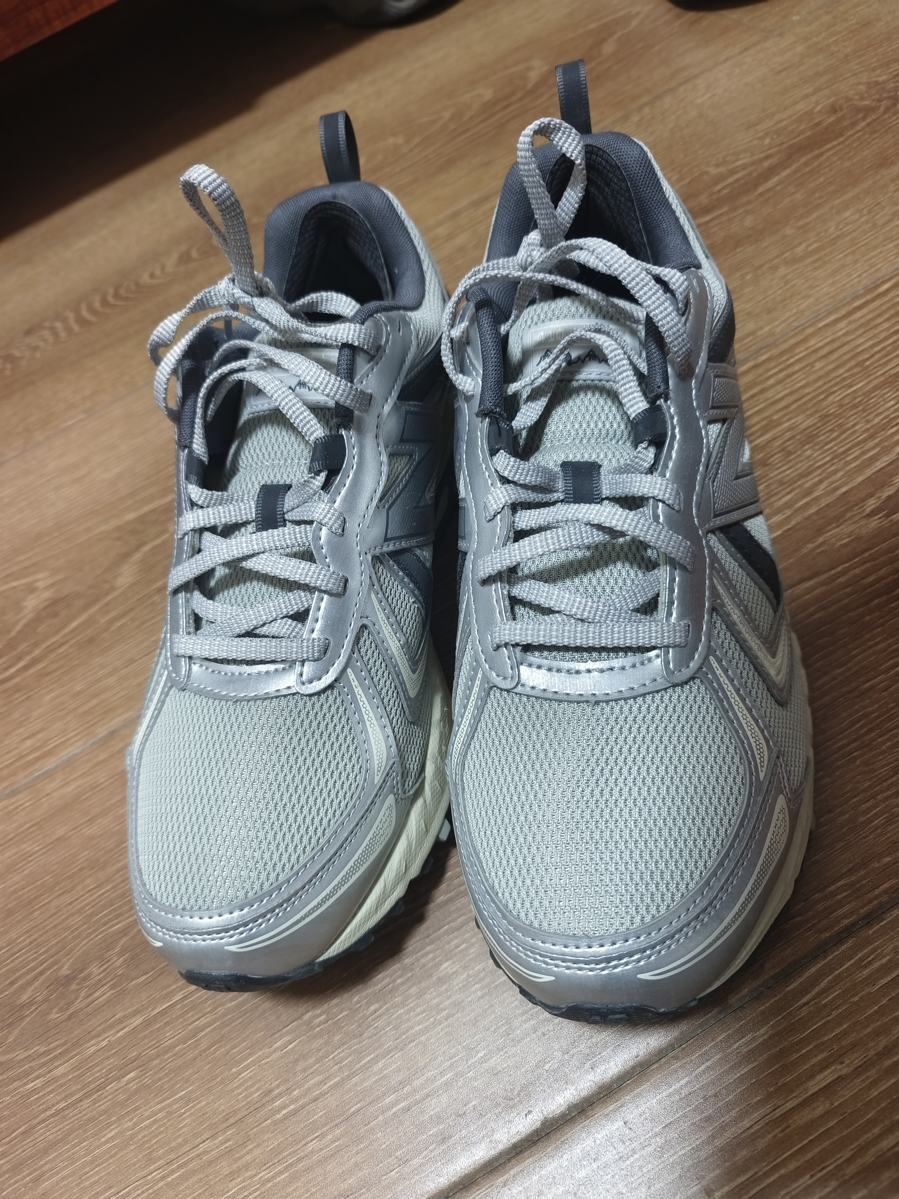 NEW BALANCE男女同款秋季耐磨透气越野跑步运动休闲鞋410系列MT410KR5 43 实拍图