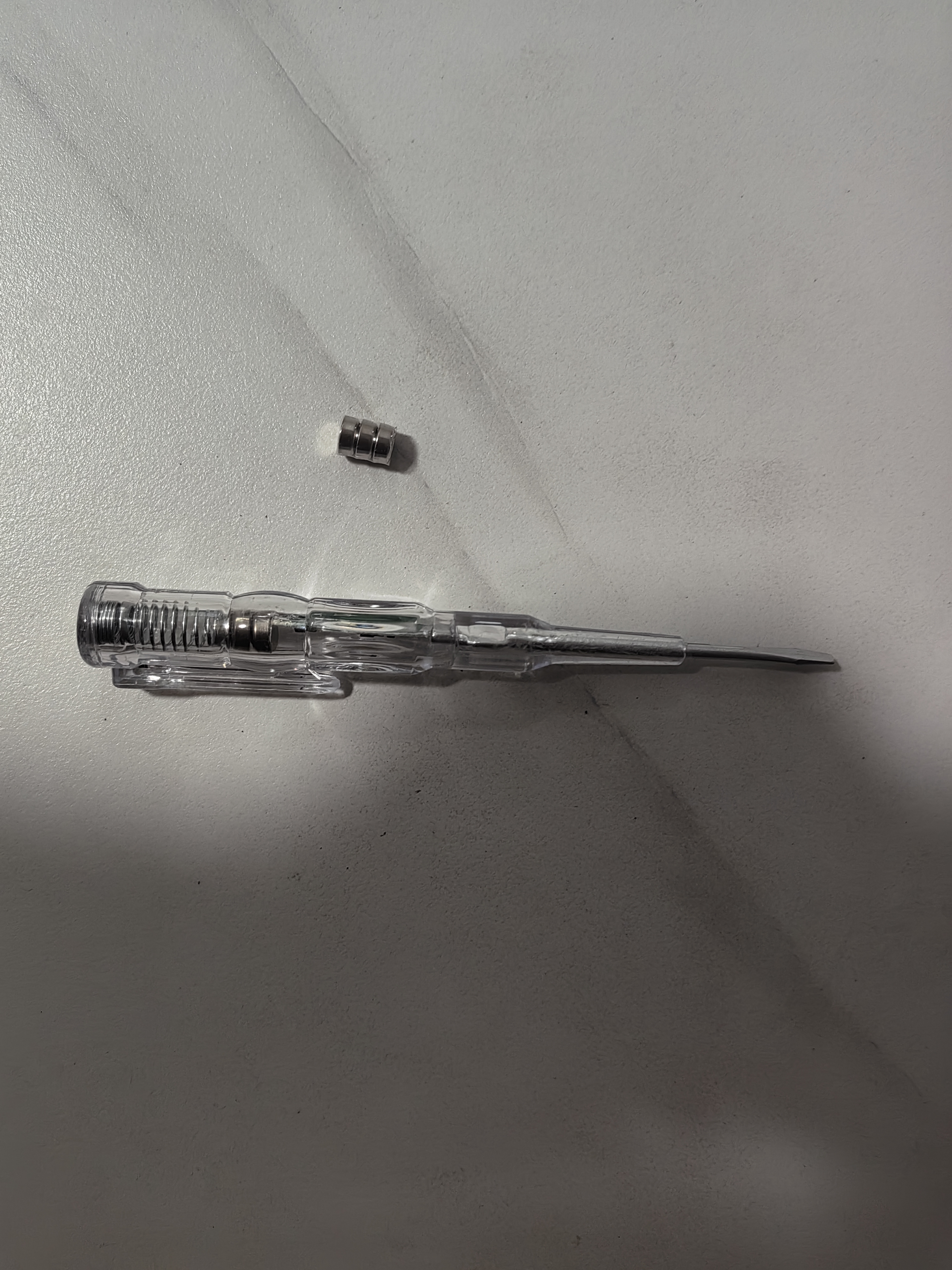 【京东物流】高亮彩光电工测电笔电笔专用感应断点家用断线火线智能双灯试电笔 高彩光双灯测电笔一支+3颗备用电池 实拍图