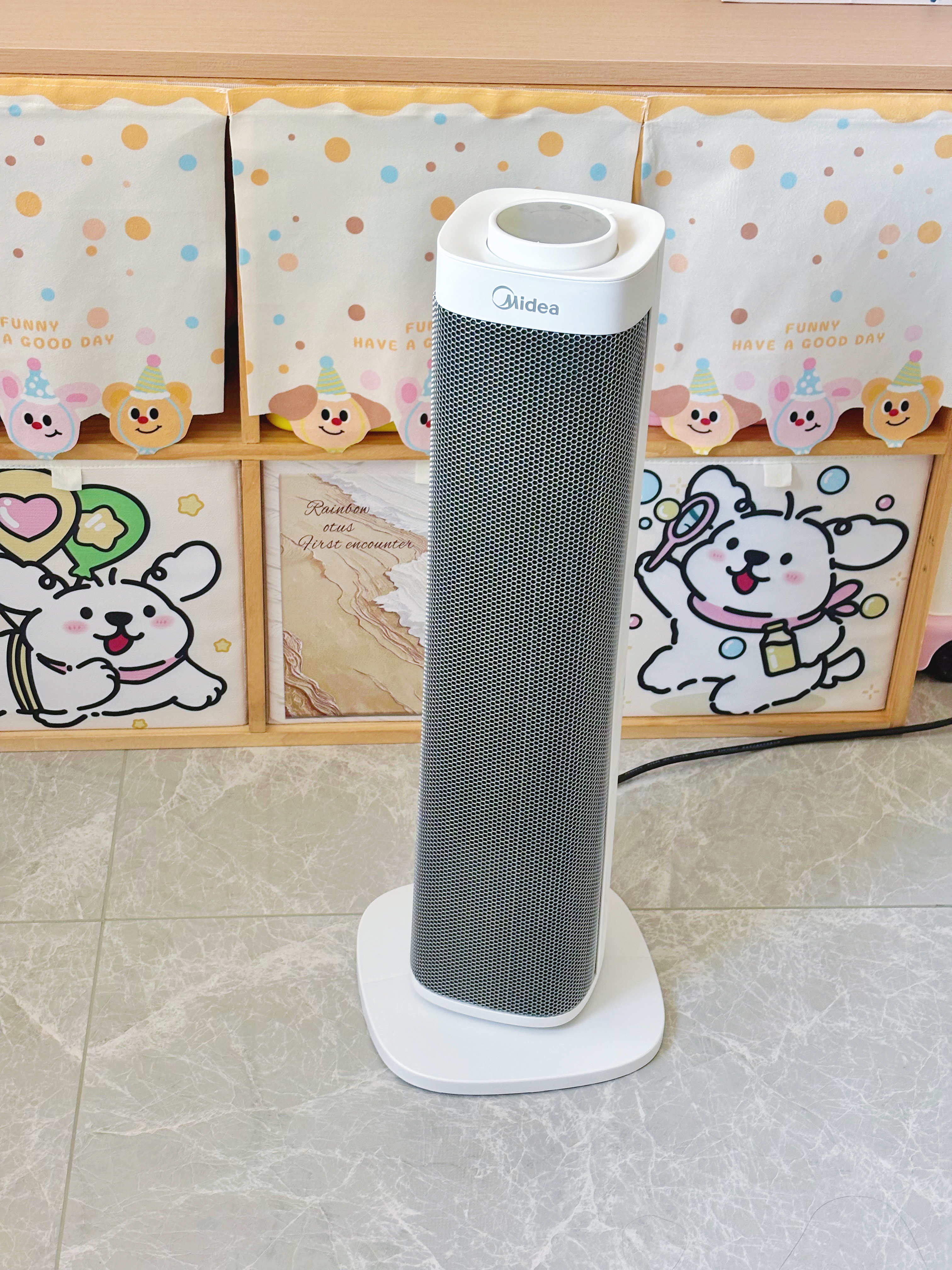 美的（Midea）取暖器立式暖风机电暖气家用电暖器小太阳烤火器浴室热风机节能大功率新款低噪办公室卧室速热干衣 【热销爆款】新型石墨烯 实拍图