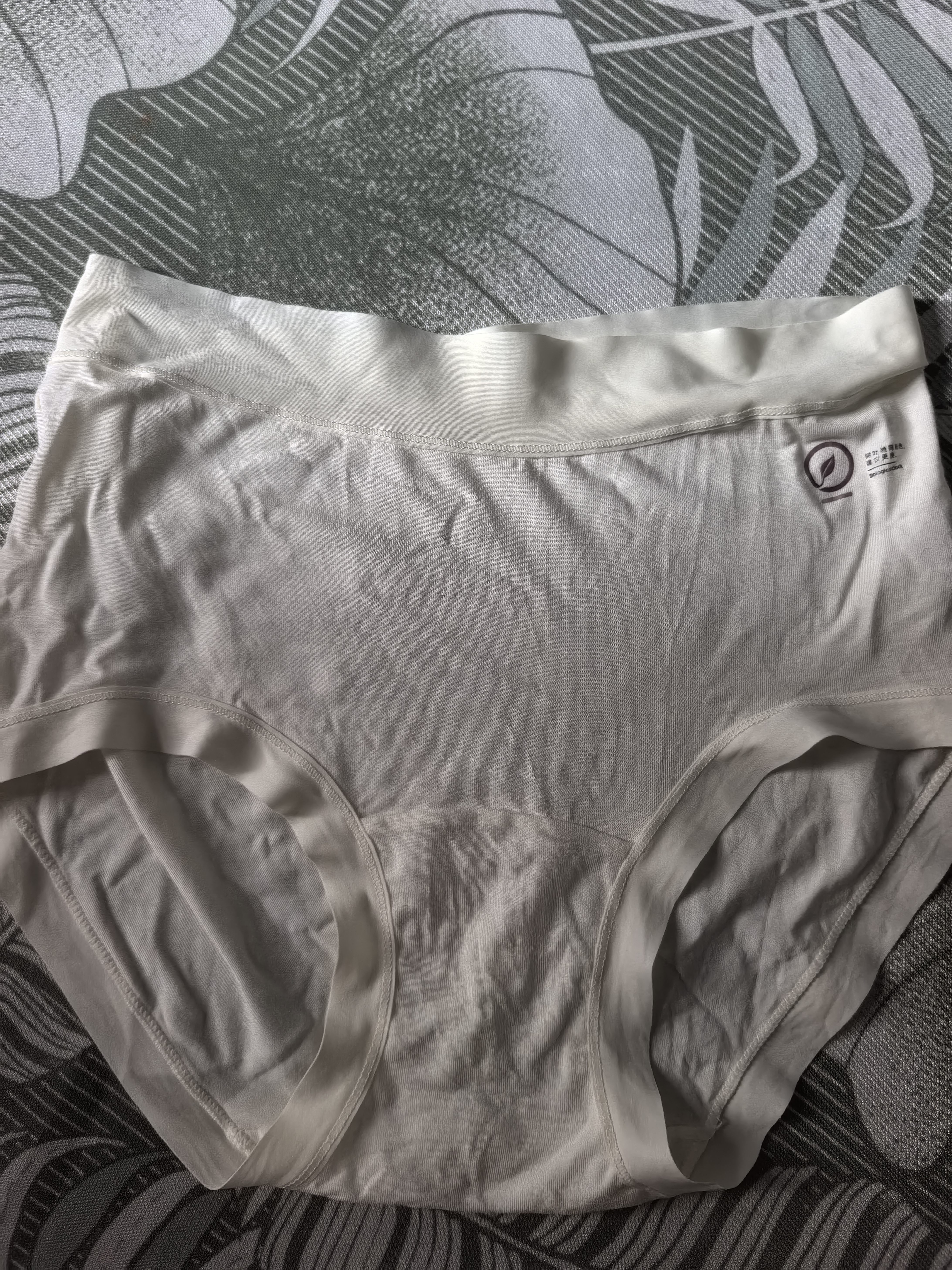 雅鹿4条装莫代尔高腰内裤女抗菌加长纯棉档无痕不夹臀大码平角裤短裤 浅蓝+肤色+粉色+紫色 4条 L 适合95-125斤 实拍图