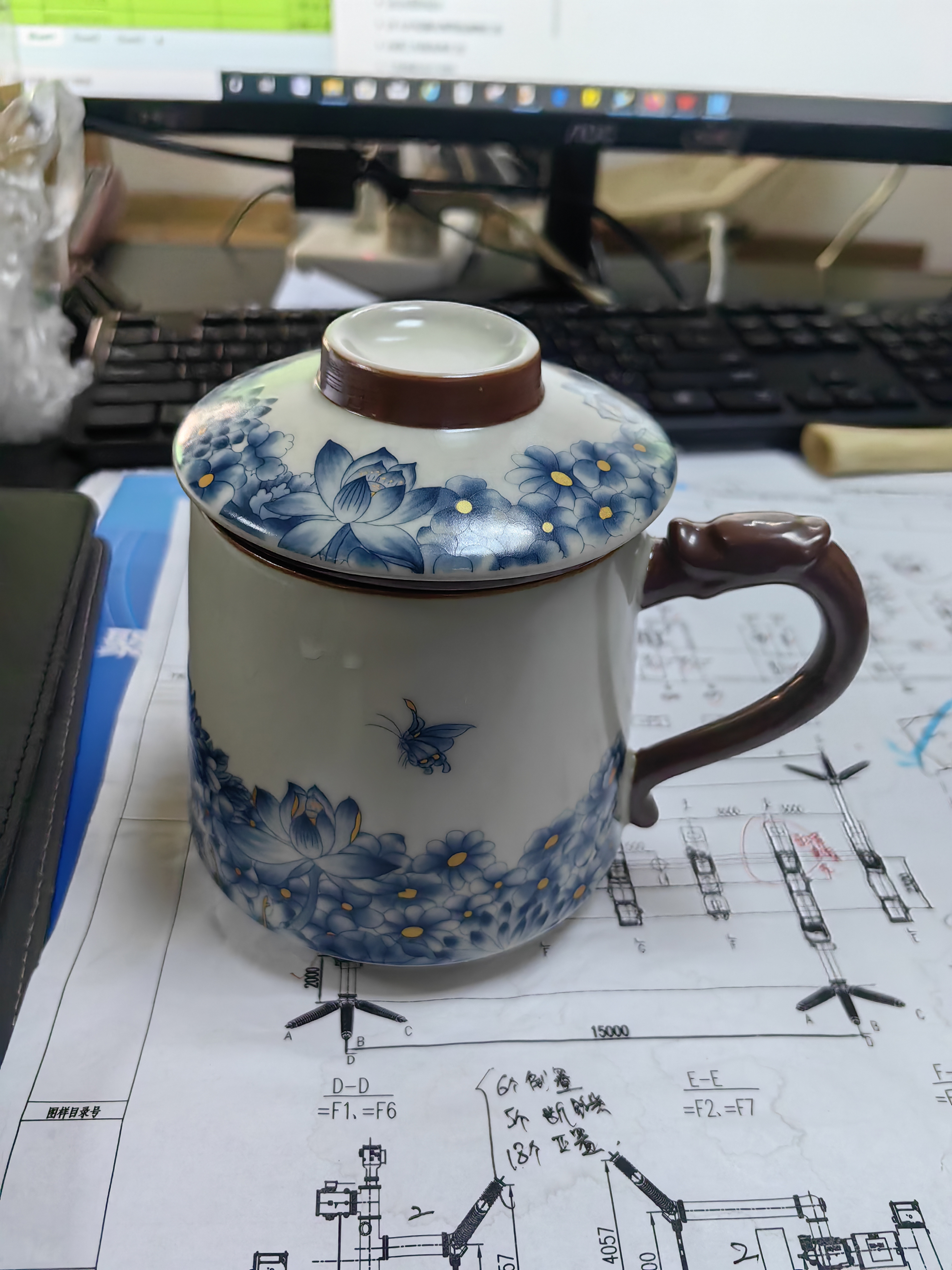 悟道莲花汝窑茶杯三件套冰裂开片茶水分离陶瓷杯带盖办公杯商务送礼泡茶杯 实拍图