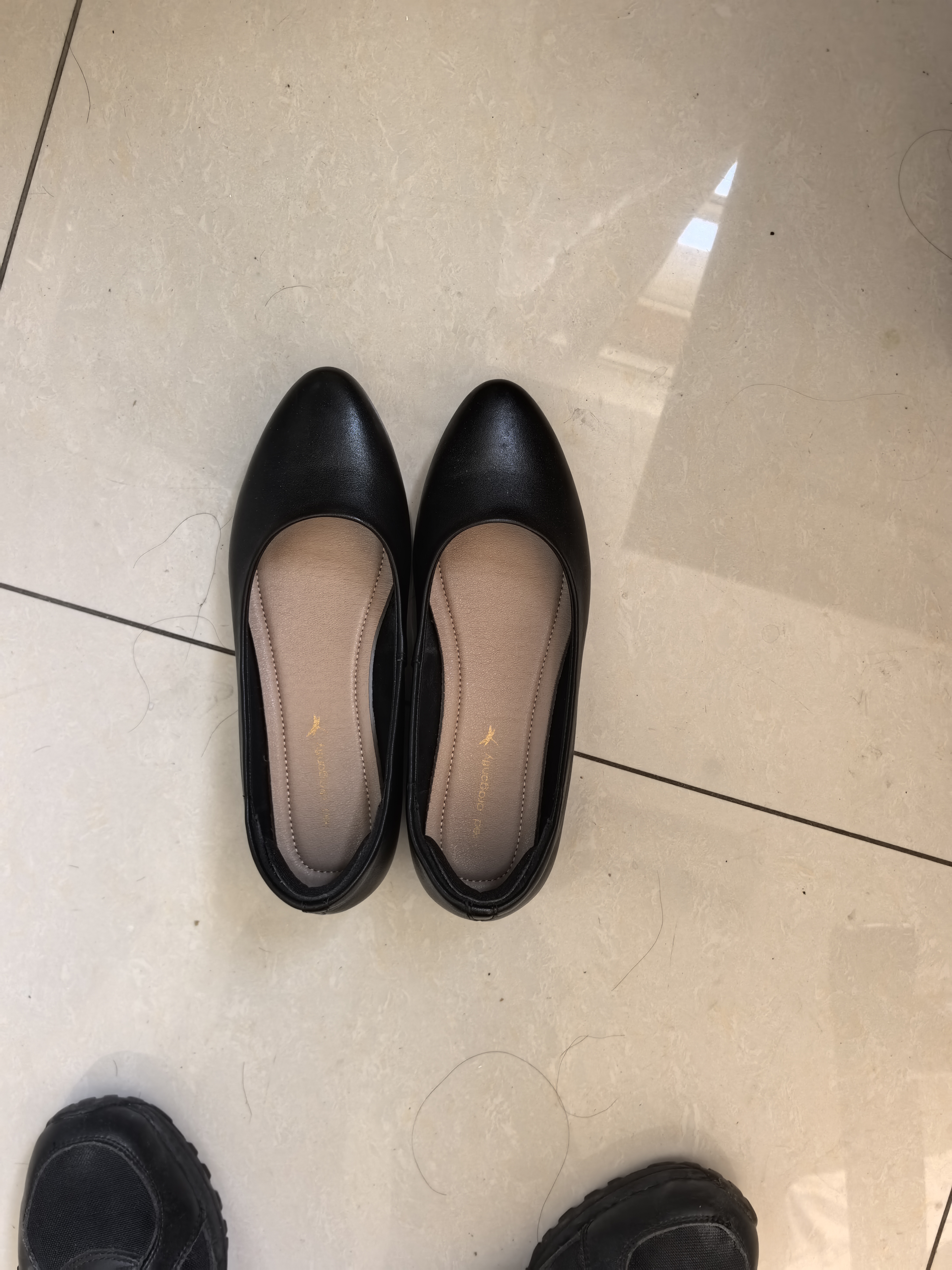 红蜻蜓头层牛皮单鞋女粗跟通勤软底不累脚小皮鞋工作鞋WJB15816黑色38 实拍图