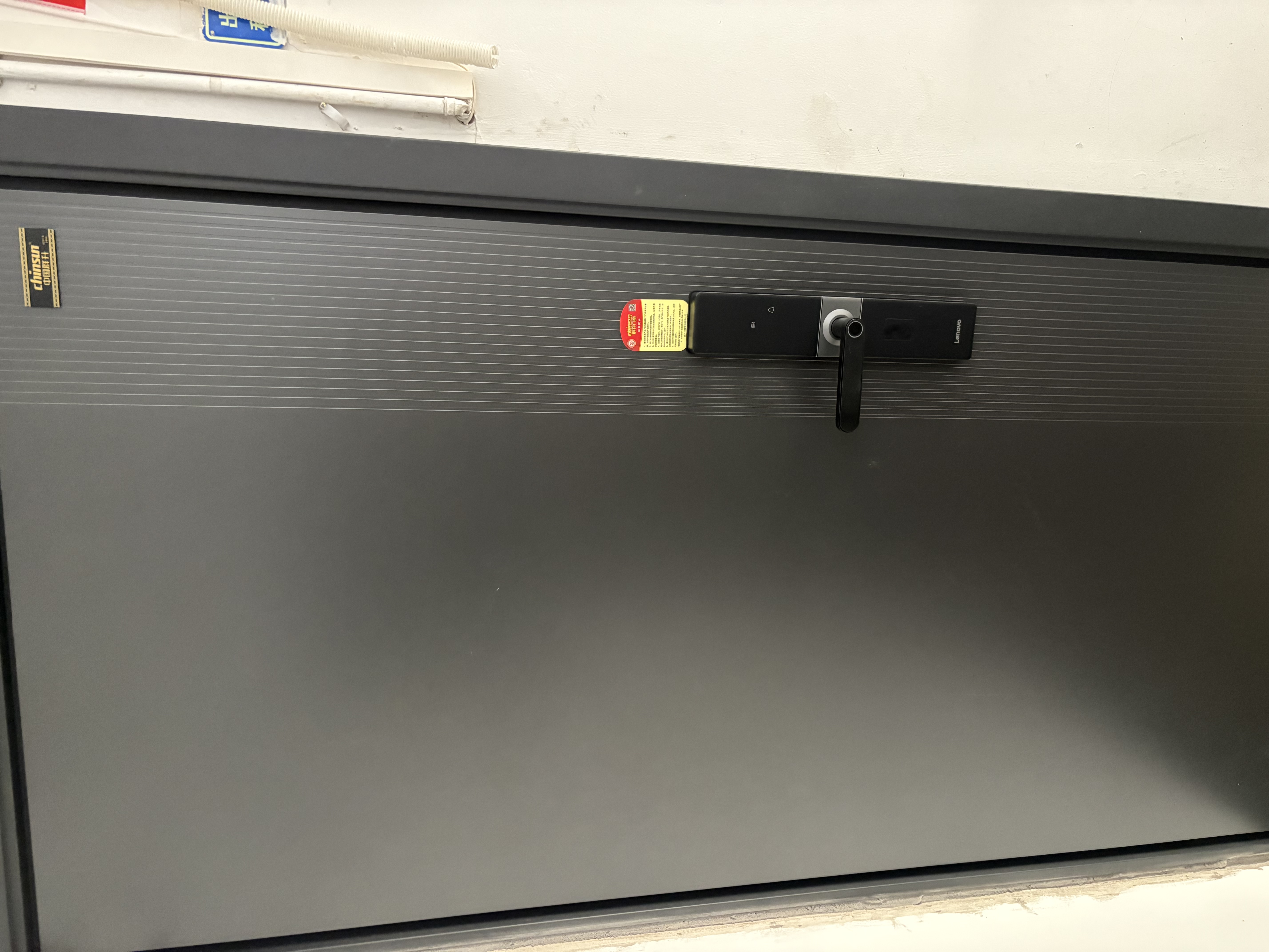 群升甲级防盗入户门家用加厚锌合金进户门 全自动智能锁别墅安全大门 2050*960 【联想E20】高端半自动指纹锁【一价全包】 实拍图
