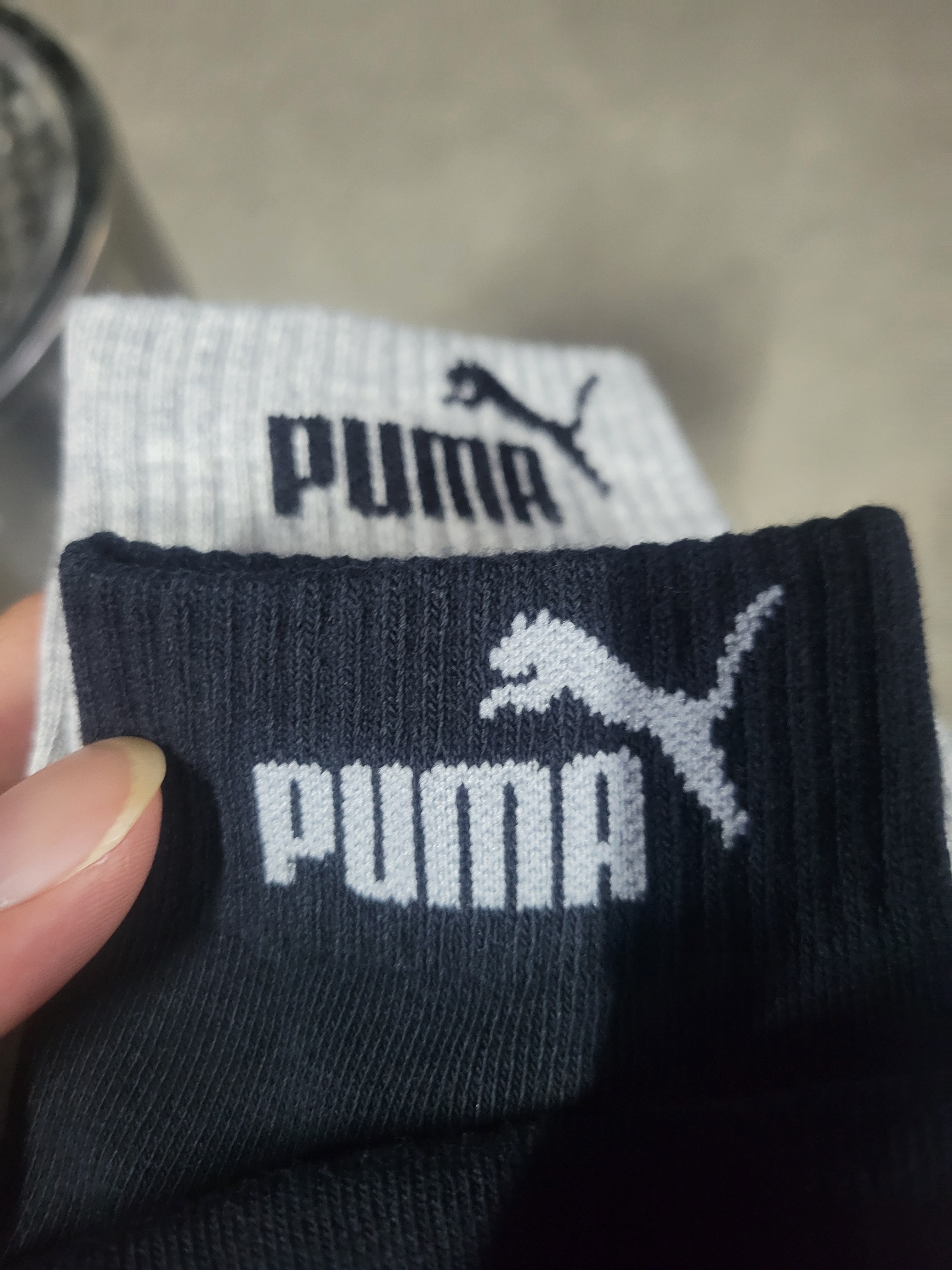彪马（PUMA）男袜子男士运动休闲款透气中筒棉袜纯色袜男款吸汗秋冬百搭 黑灰组合 3双 均码 EU39-42（适合脚码40-44） 实拍图
