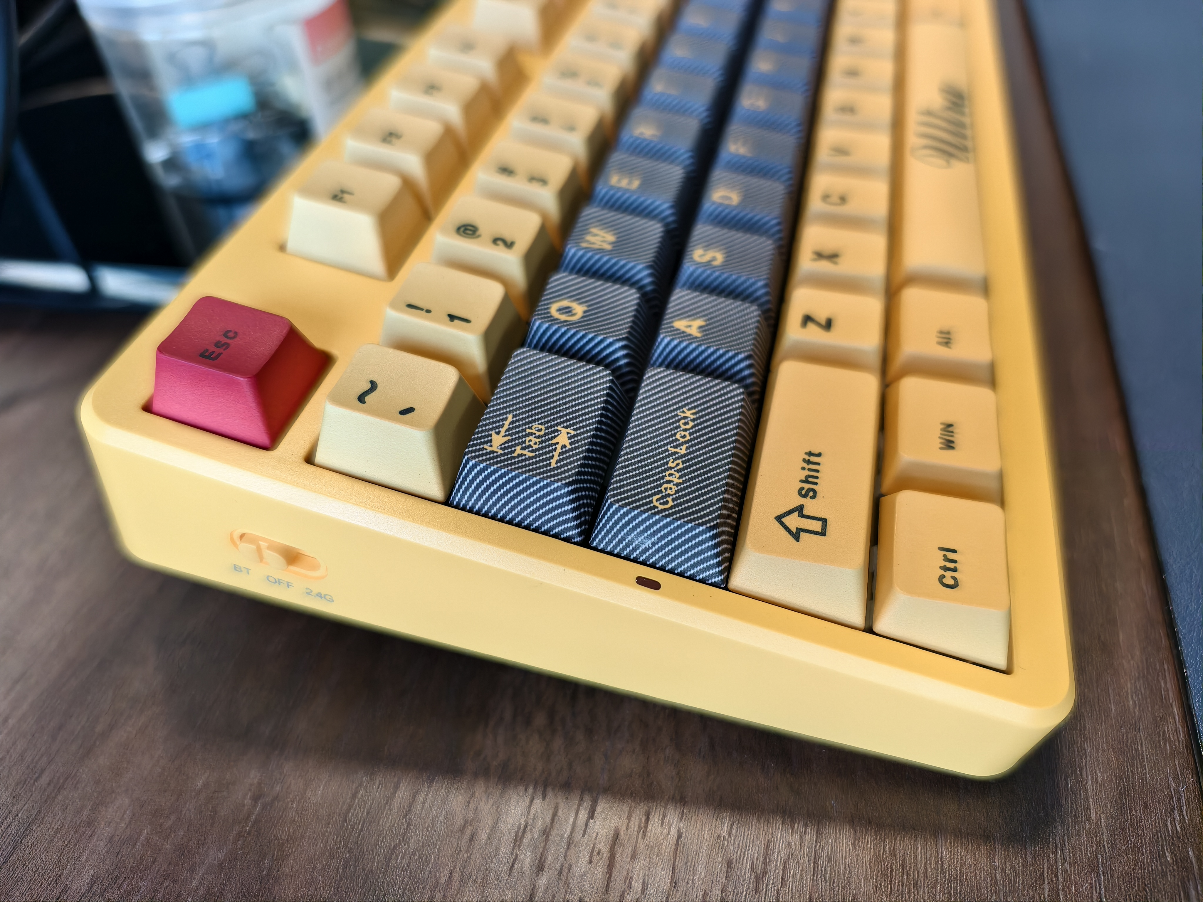 惠普（HP）GT98Ultra机械键盘 无线蓝牙三模电竞游戏键盘 高配热升华键帽 Gasket客制化 闪电黄圣代冰淇淋轴 实拍图