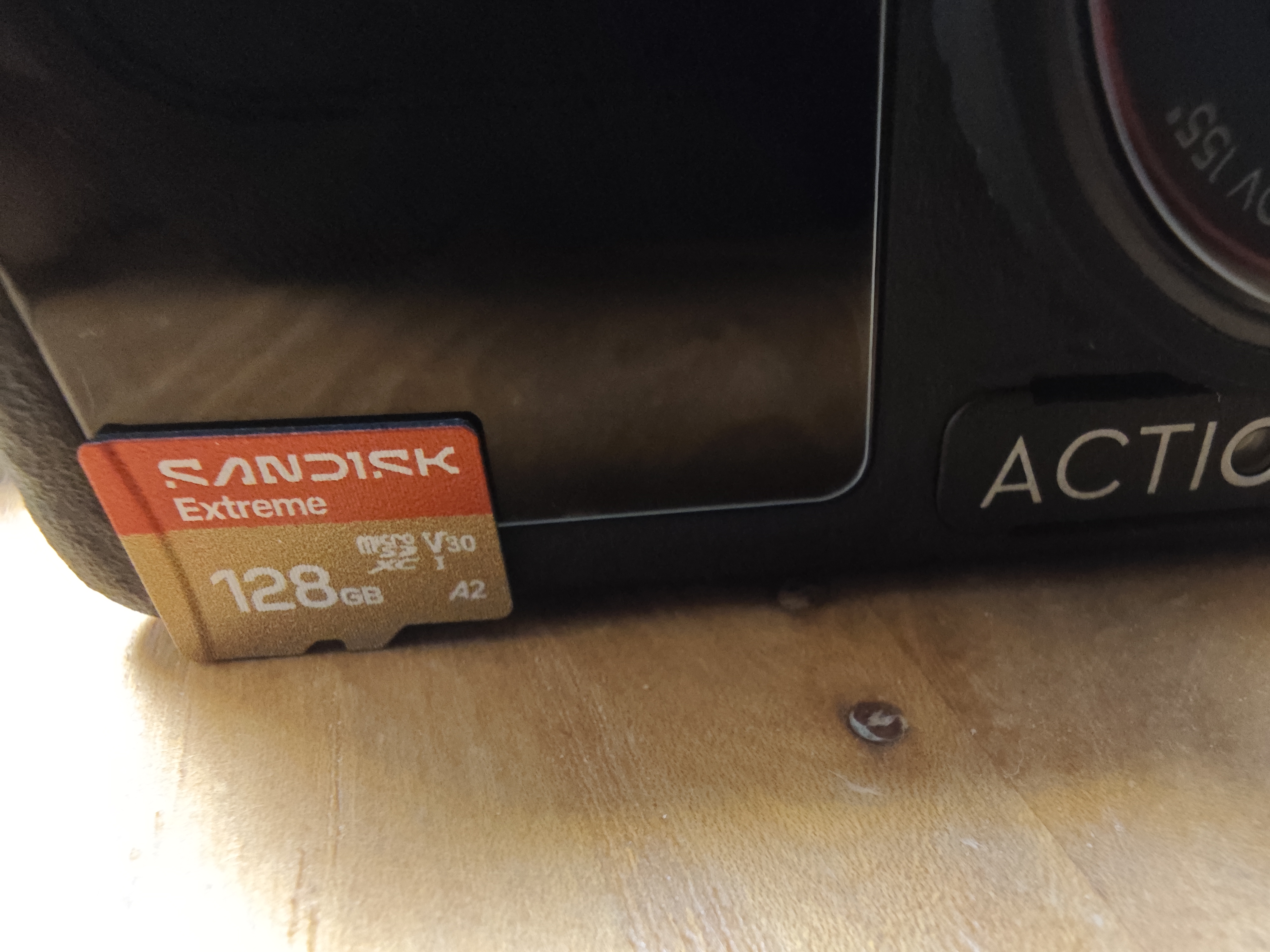 Sandisk闪迪128GB TF(MicroSD)内存卡4K极速金卡A2 V30 U3兼容大疆Pocket3/4P/Action 6运动相机/无人机存储卡 实拍图