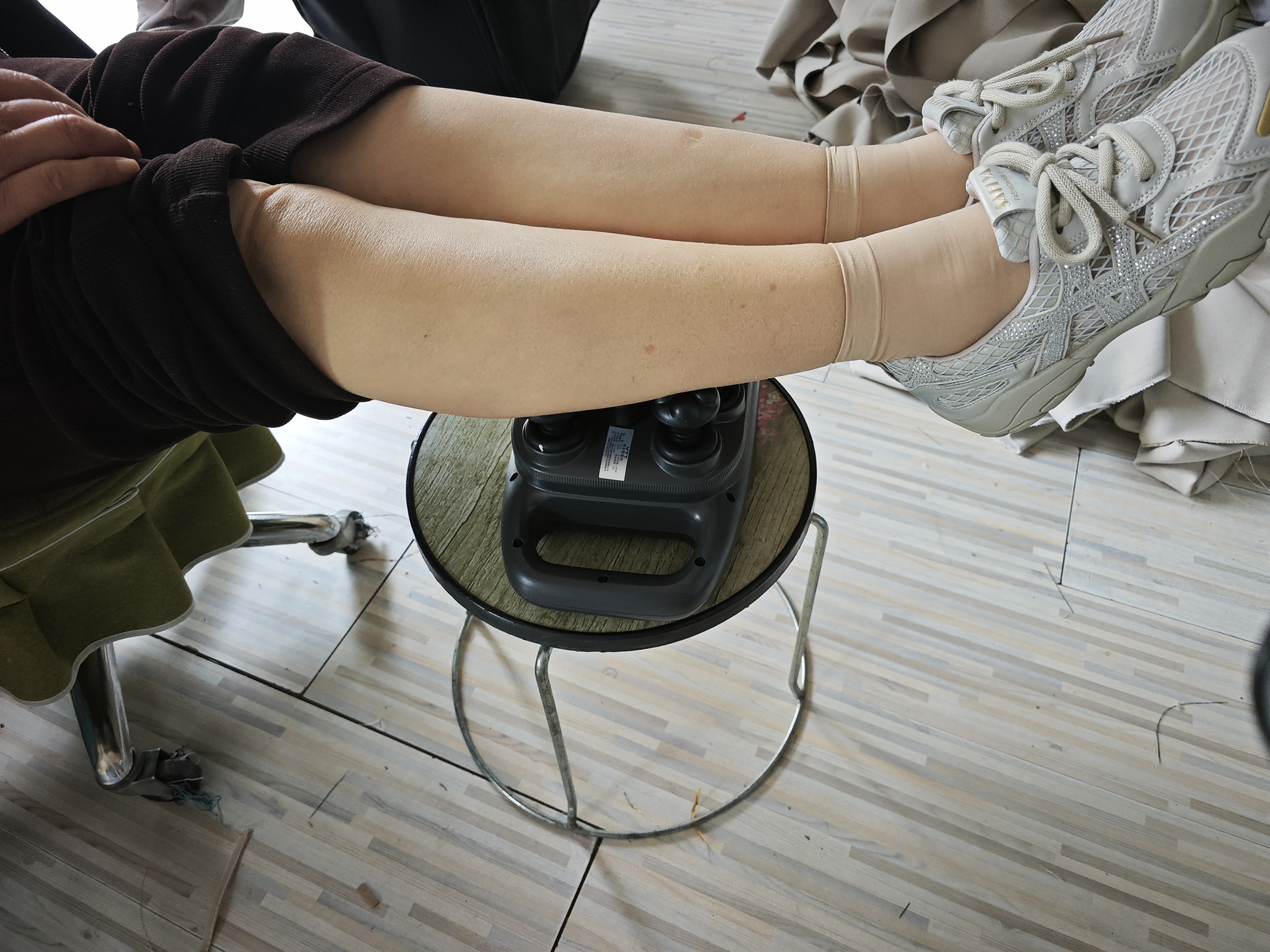 VTT大力金刚指十六头筋膜枪按摩器肩颈腰背多功能全自动揉捏腿部全身肌肉颈膜小腿仪中秋节礼物国庆 【十代热敷款】99档+温感热敷+2600毫安电池 实拍图