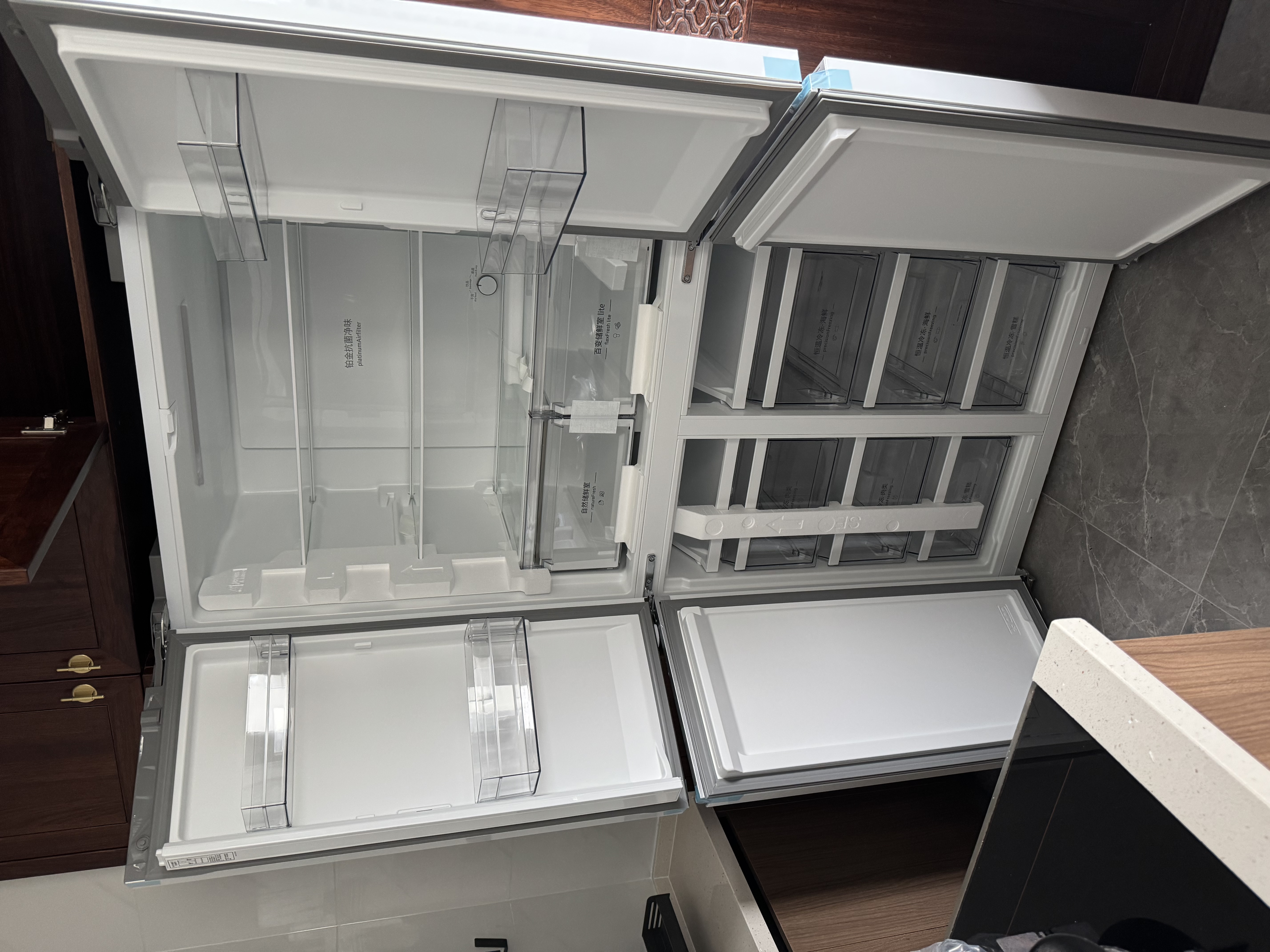 西门子（SIEMENS）558升冰立方零嵌L3十字门对开四开门变频家用嵌入式电冰箱 大容量 智能抗冷凝 北极光系列 KC88BE120C 实拍图