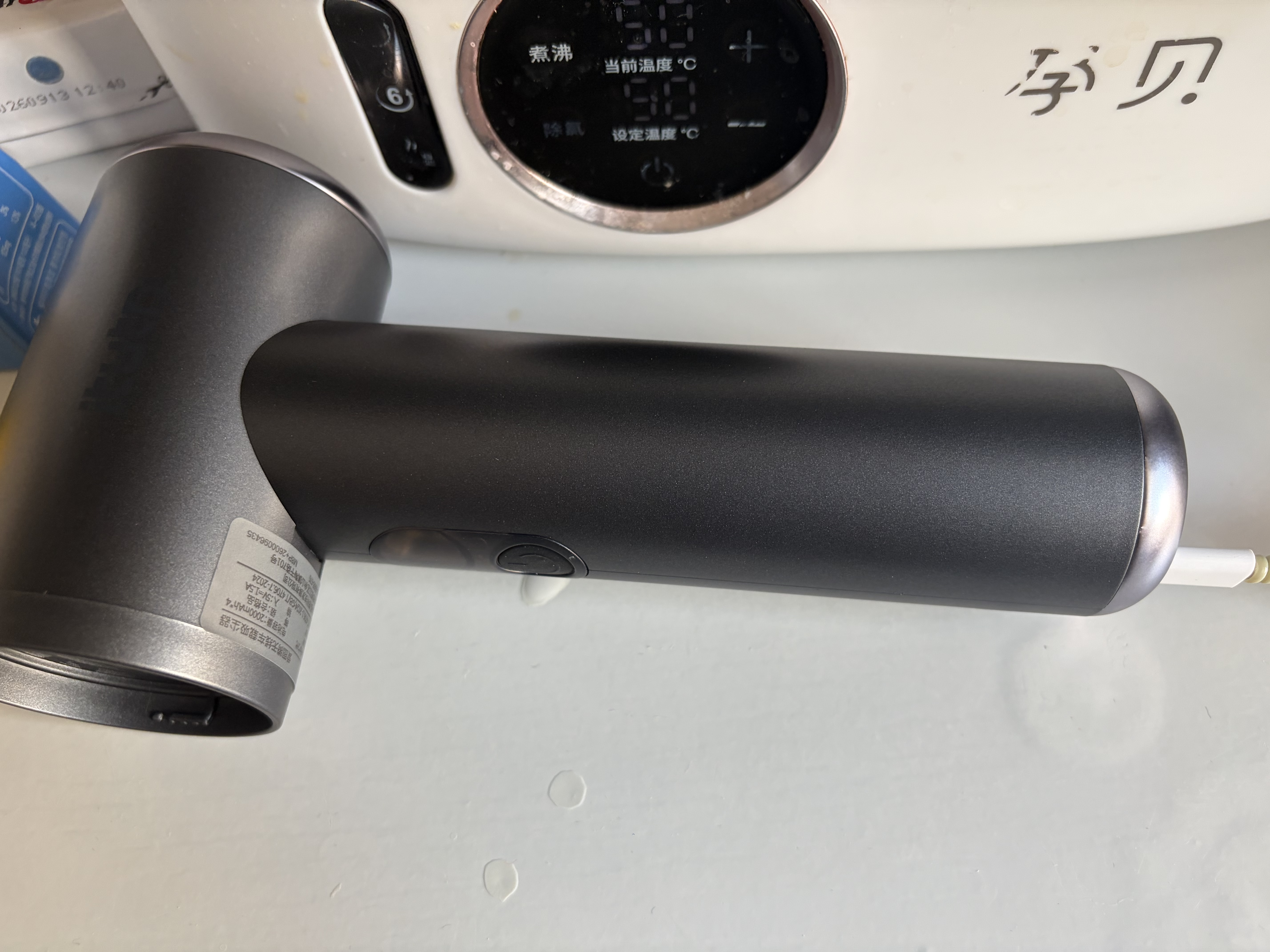 爱图腾M8Pro+二代车载吸尘器大吸力无线手持车用吸尘器车内超强吸力汽车专用便携吸 【M8Pro+二代】3滤芯+软包+软管+地刷 实拍图