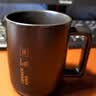 炊大皇马克杯陶瓷杯茶杯经典黑白泡茶杯咖啡杯早餐杯果汁水杯 黑色420ml 实拍图