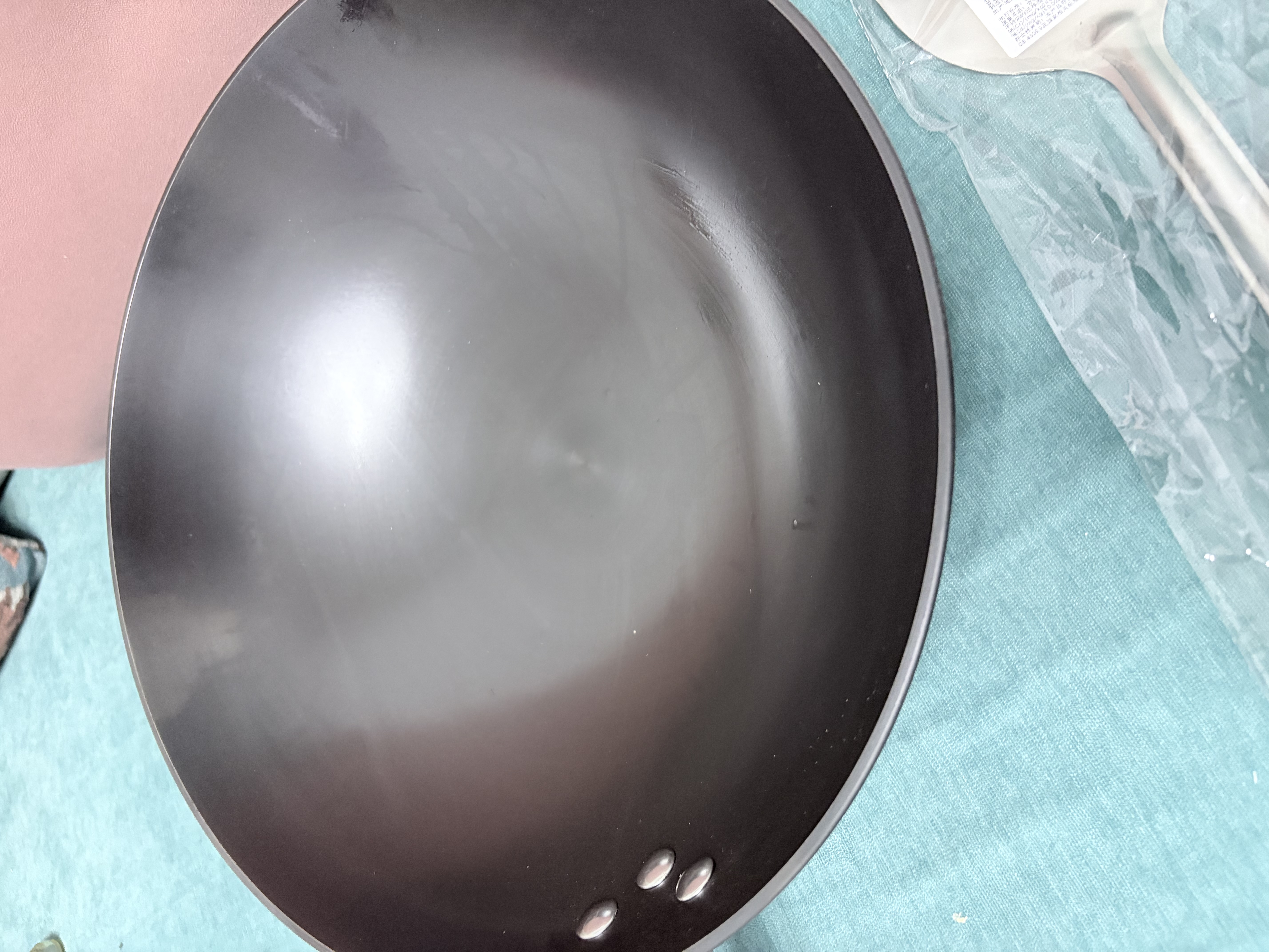 中福陆川铁锅炒菜锅家用无涂层氮化窒化广西生铁铸铁锅炒锅燃气已开锅 圆底 32cm 【无耳+锅盖】 实拍图