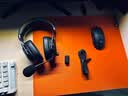 雷蛇（Razer）旋风黑鲨V2极速版 无线蓝牙头戴式电竞游戏耳机耳麦三模连接 被动降噪 三角洲EQ调节影之刃零 黑 实拍图