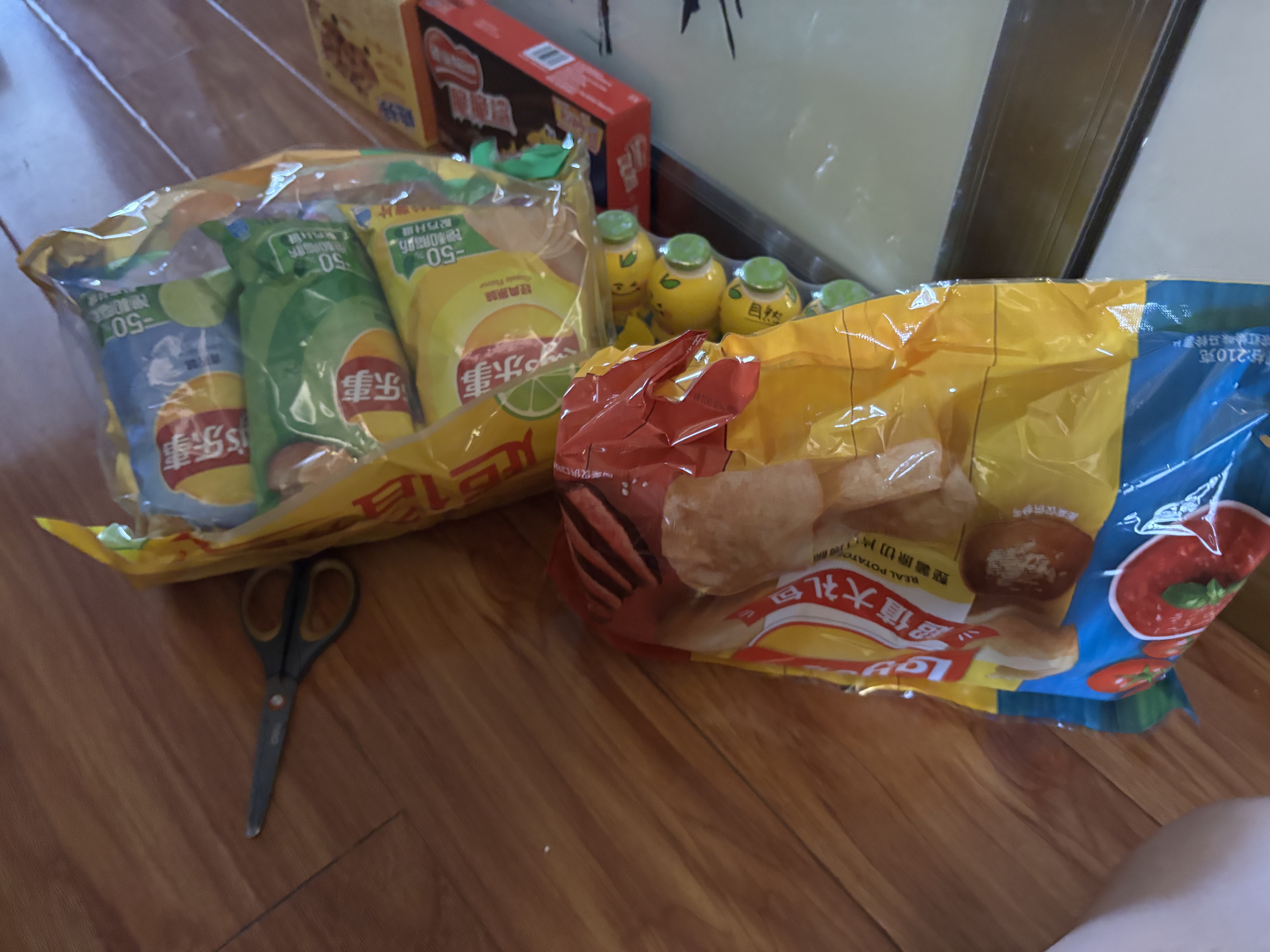 乐事（Lay's）薯片（原味+红烩味+烧烤味）70g*3包 超值分享装 零食大礼包 实拍图